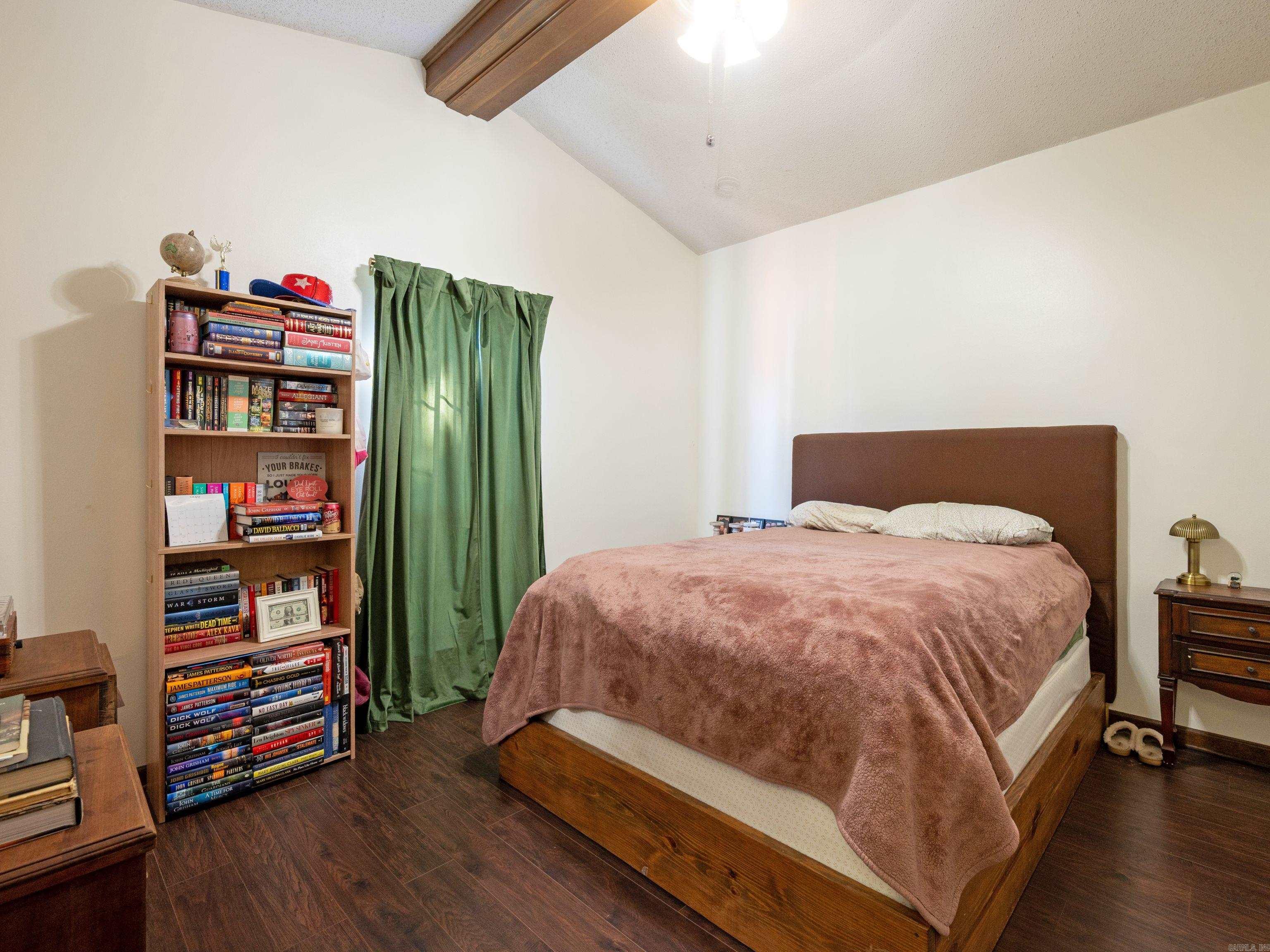 207 Amber Oaks Drive Property Photo 12