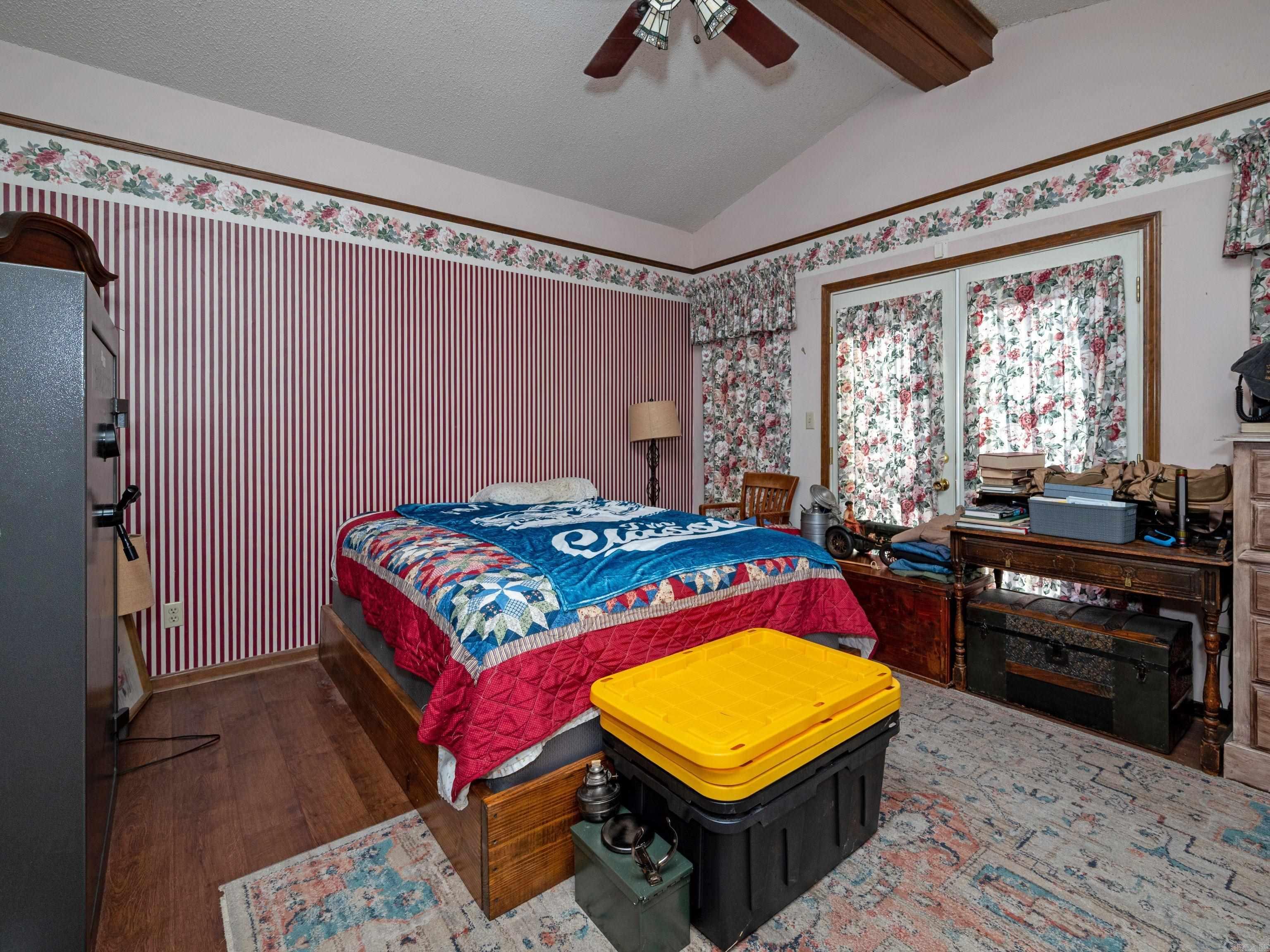 207 Amber Oaks Drive Property Photo 13