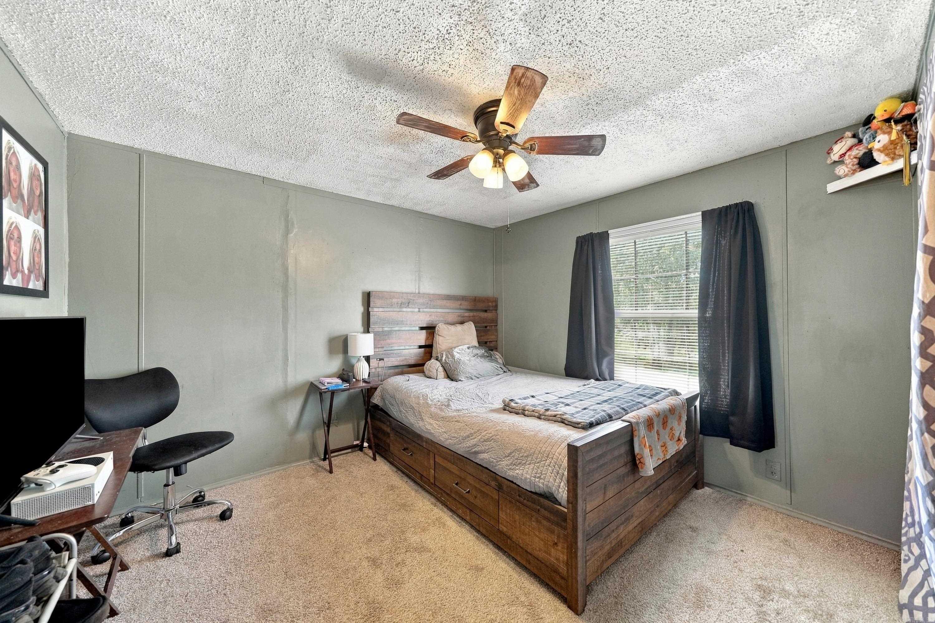 798 Highway North Property Photo 17
