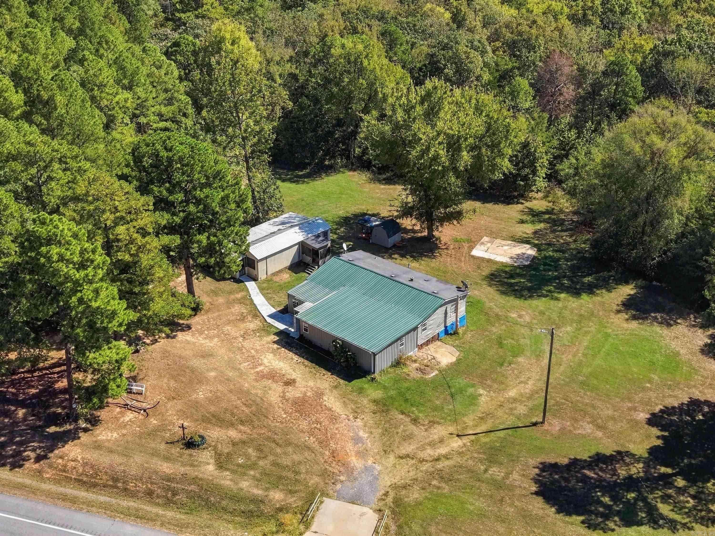 798 Highway North Property Photo 32