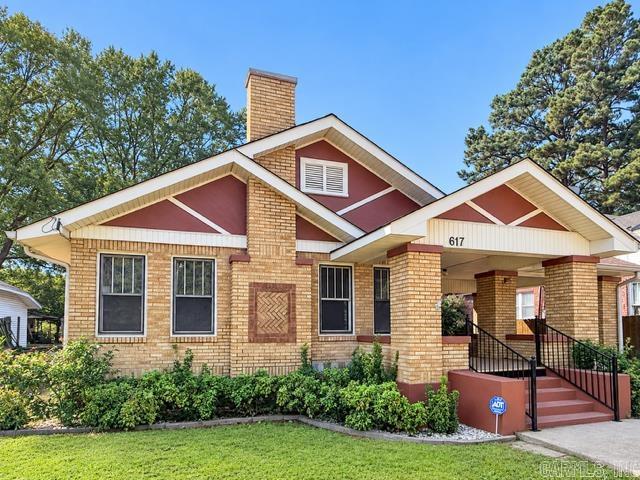 617 Pine Bluff Street Property Photo 2