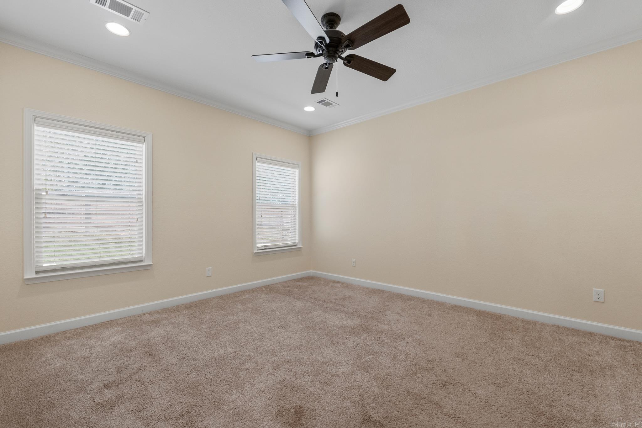 917 Oak Forest Circle Property Photo 13