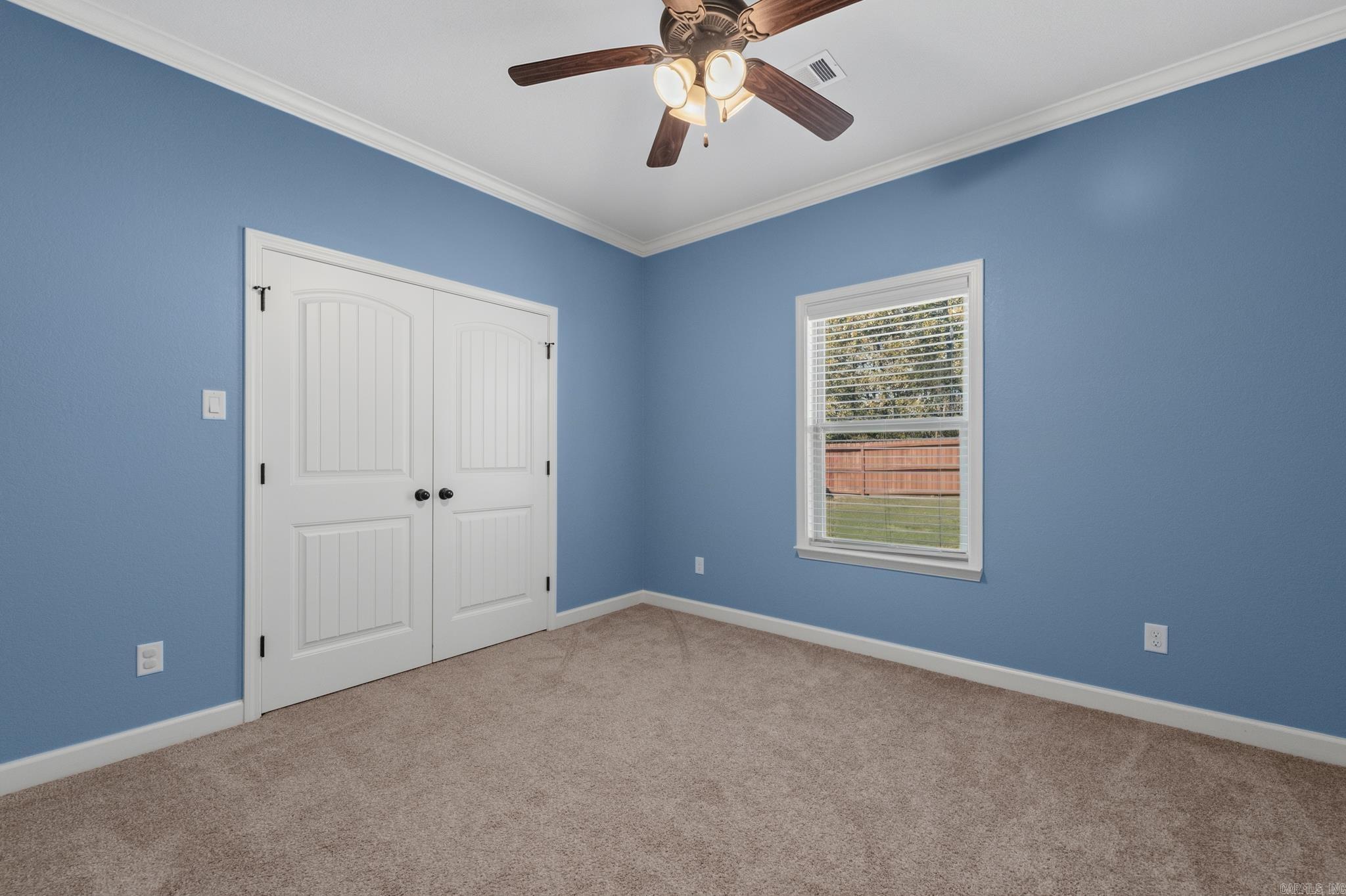 917 Oak Forest Circle Property Photo 21