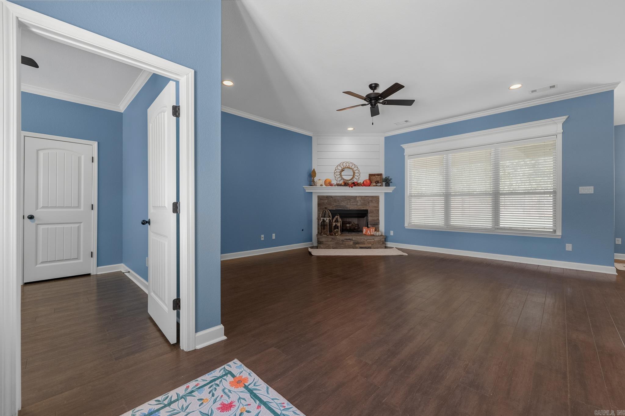 917 Oak Forest Circle Property Photo 25