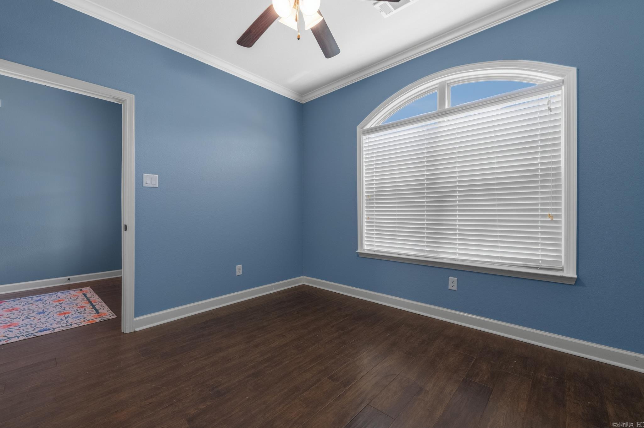 917 Oak Forest Circle Property Photo 27