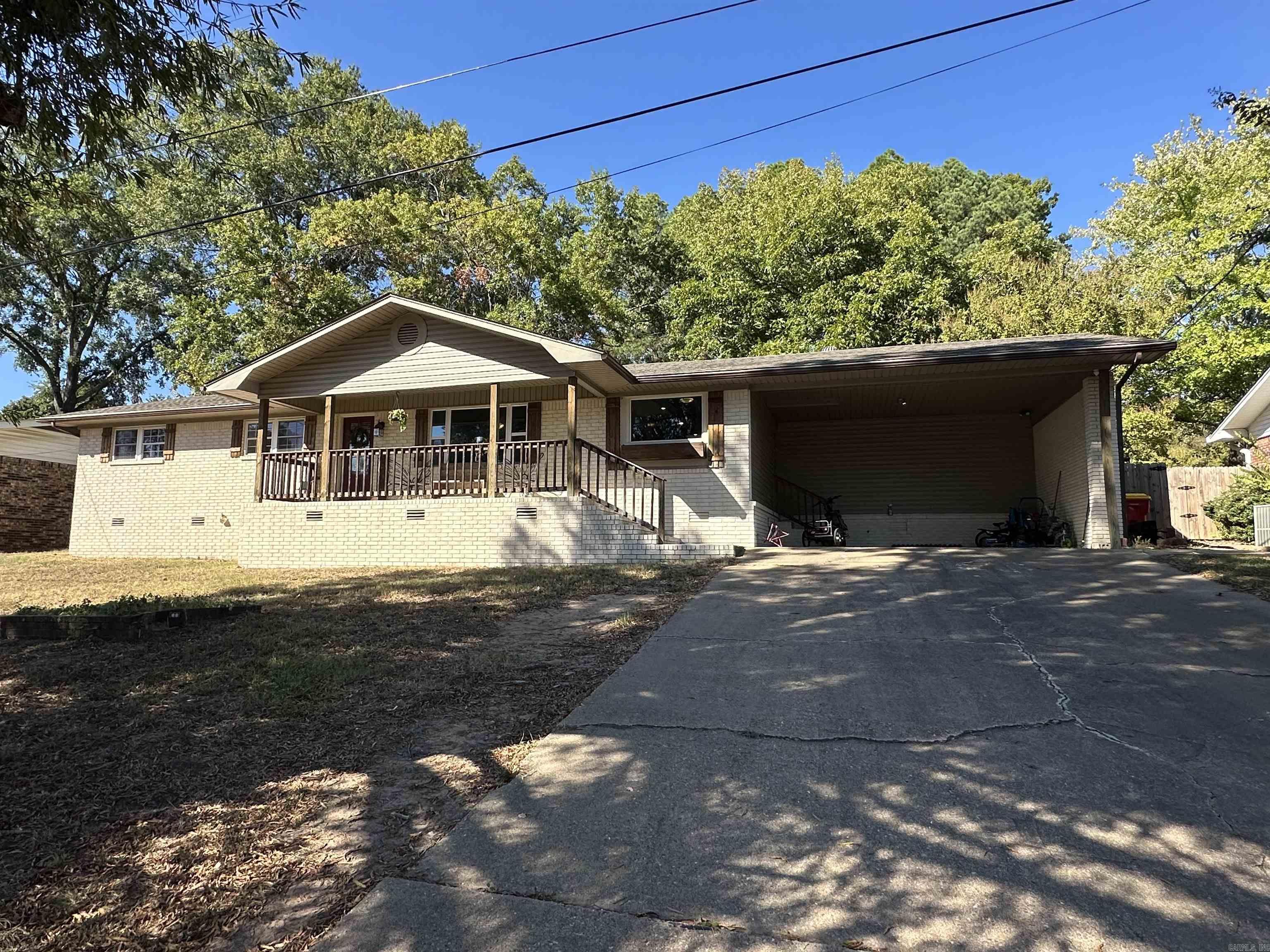 1303 Branch Property Photo 1