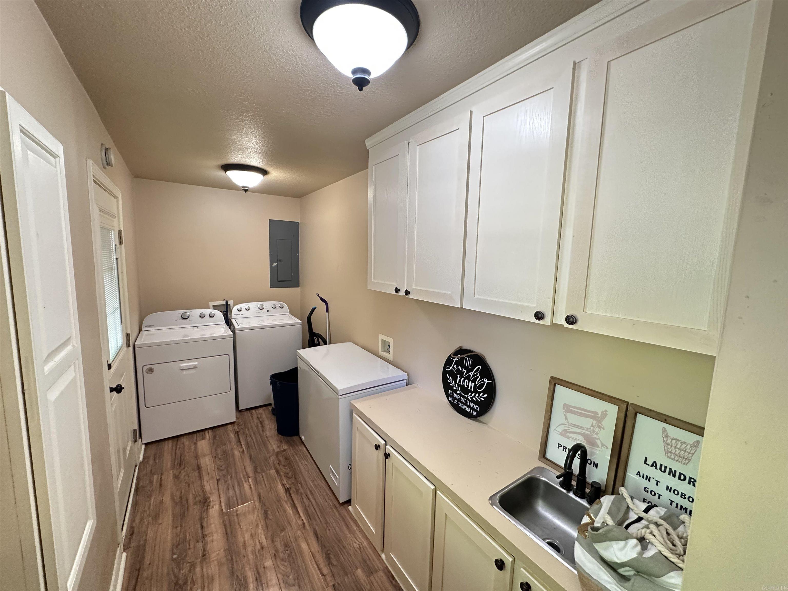 1303 Branch Property Photo 13