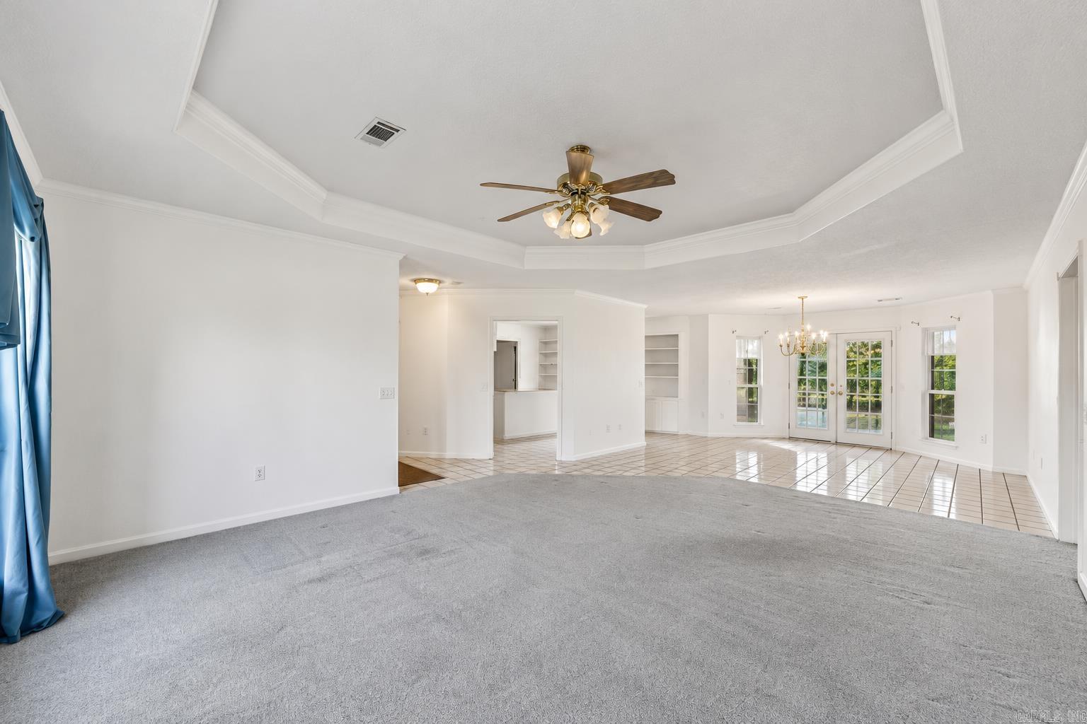 2215 Apache Trail Property Photo 17
