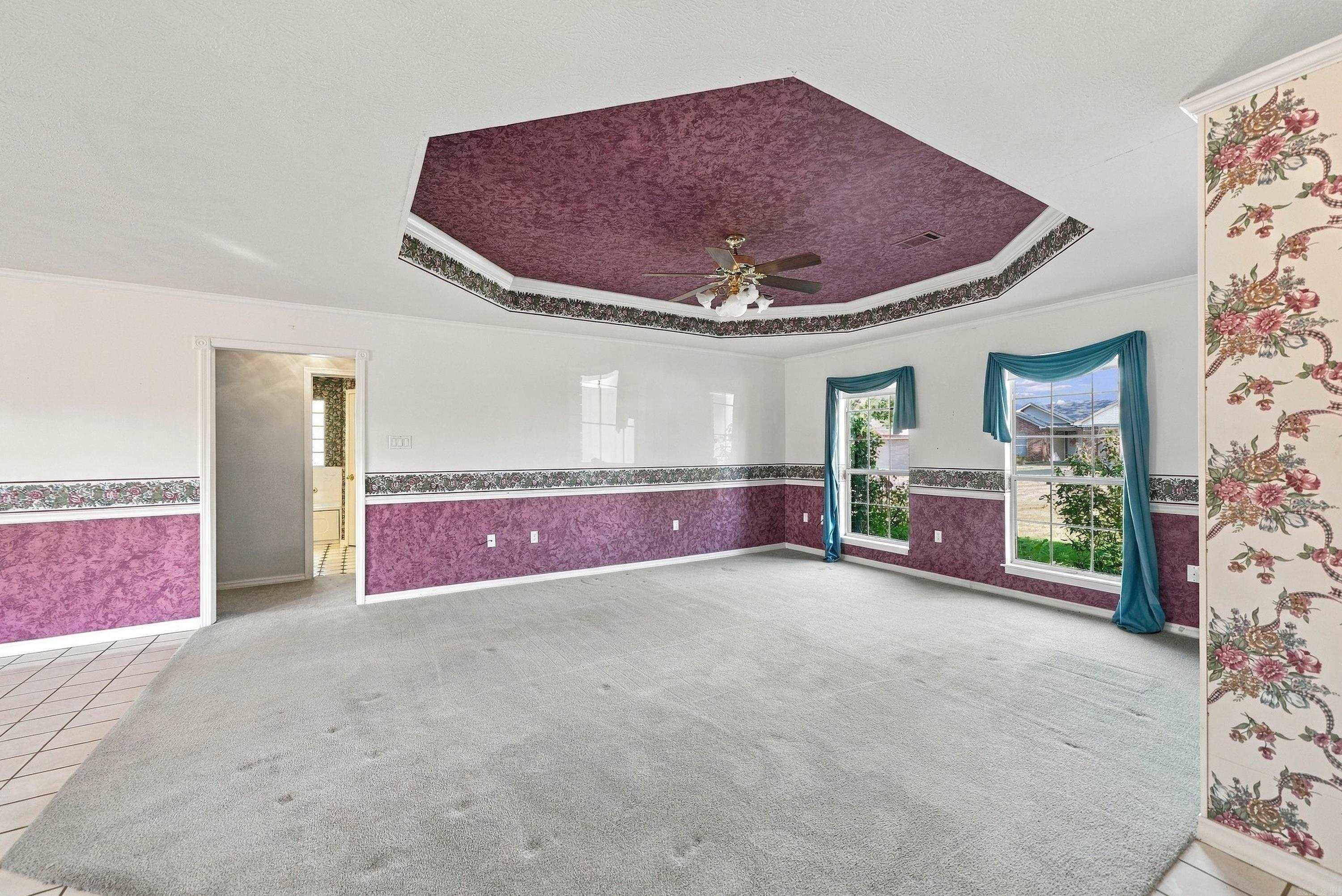 2215 Apache Trail Property Photo 18