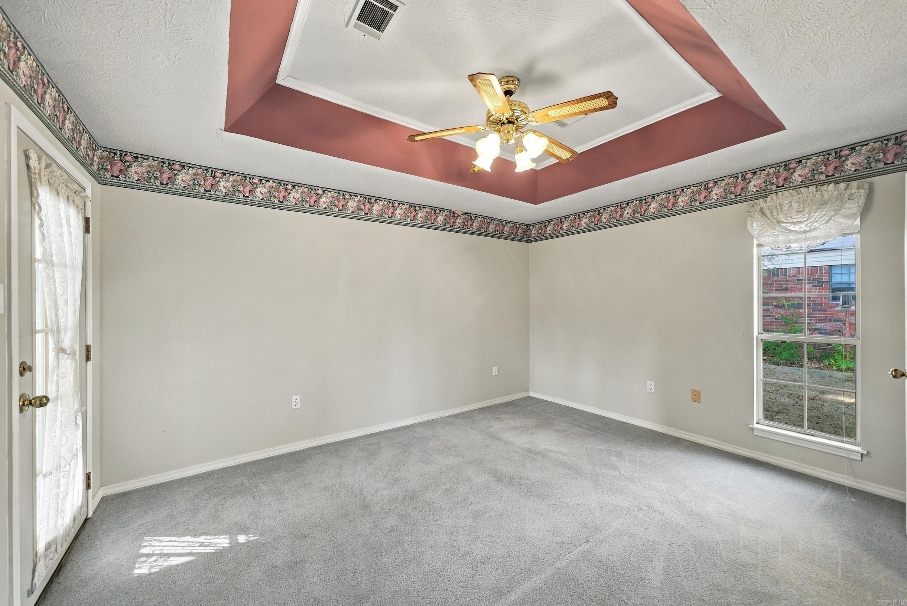 2215 Apache Trail Property Photo 29