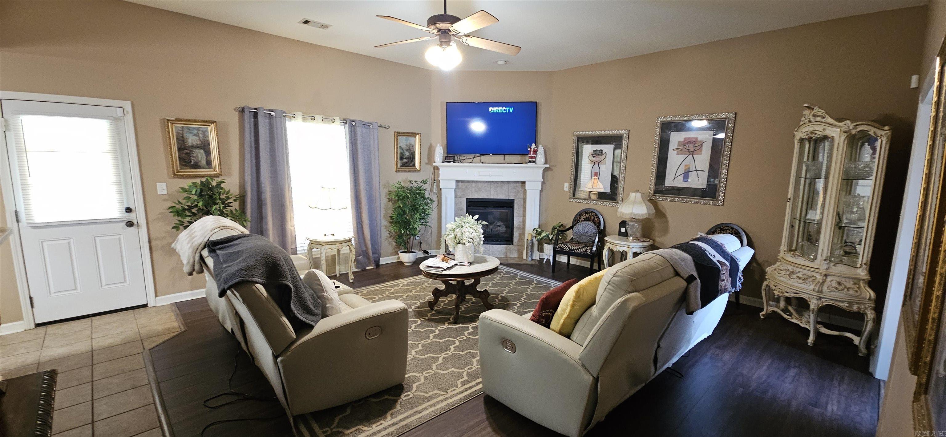13511 Dynasty Drive Property Photo 3