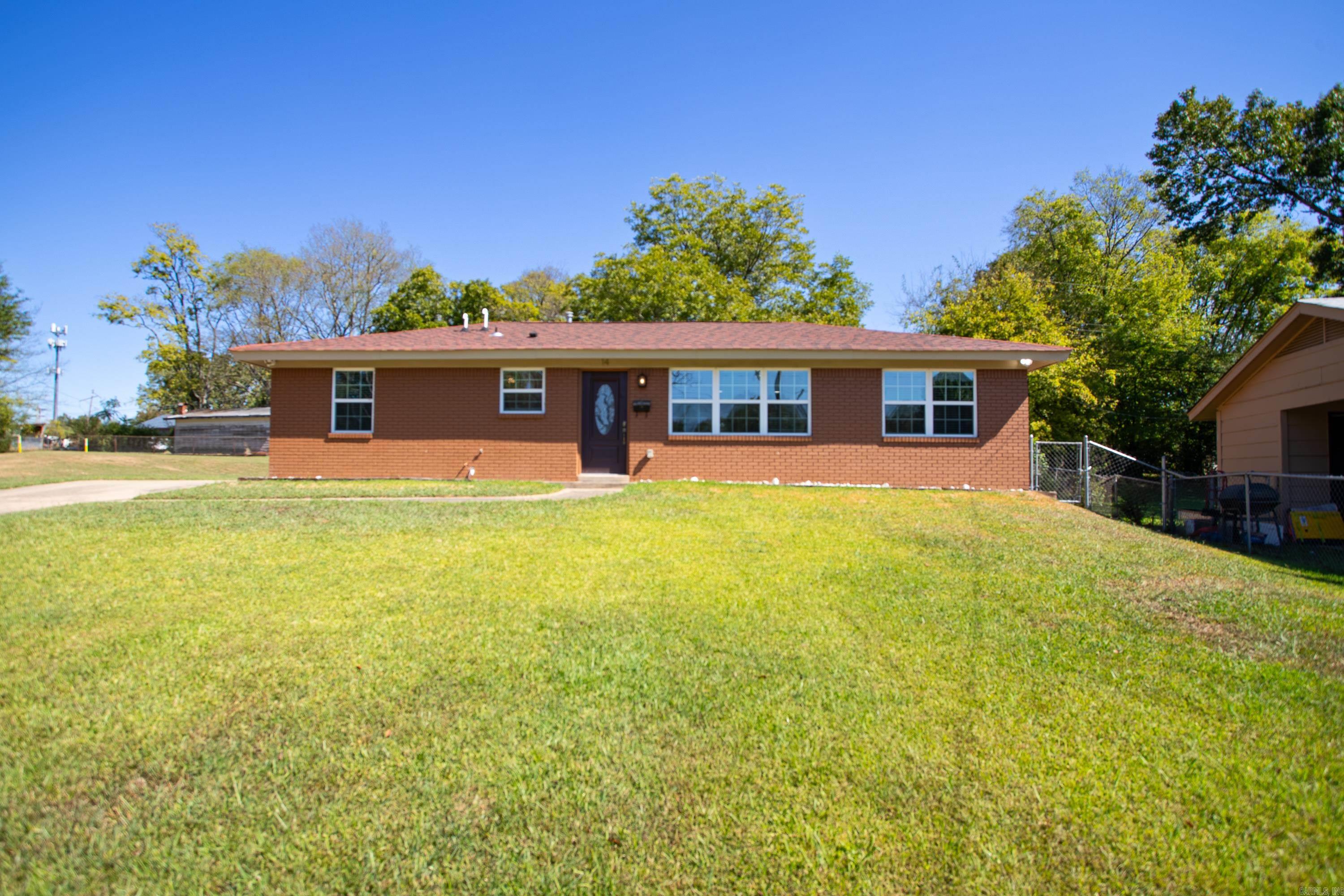 14 Wellford Drive Property Photo 2