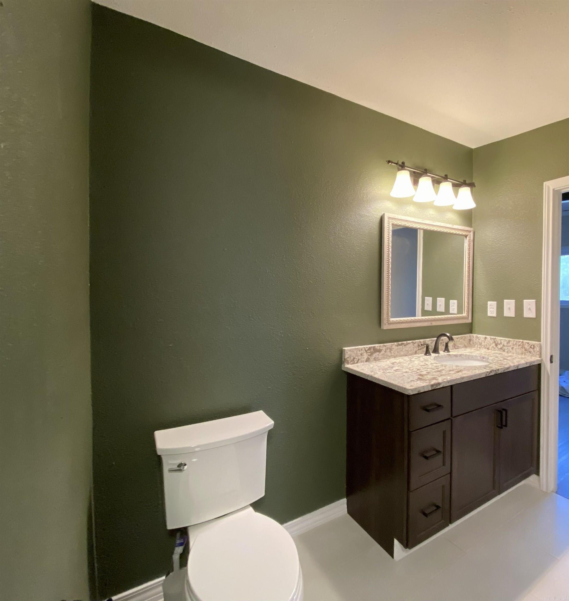 18 Pequot Drive Property Photo 16