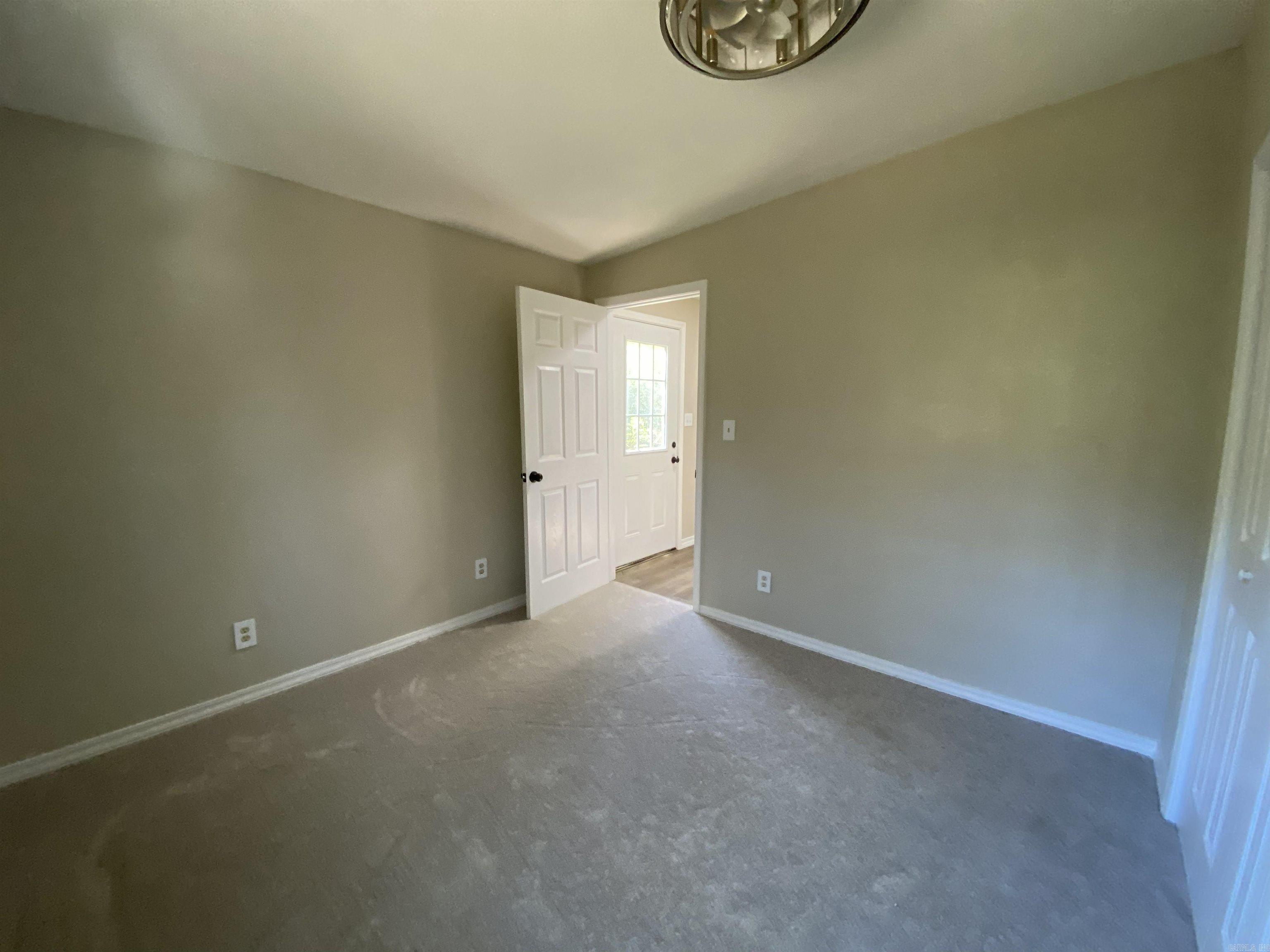 18 Pequot Drive Property Photo 21