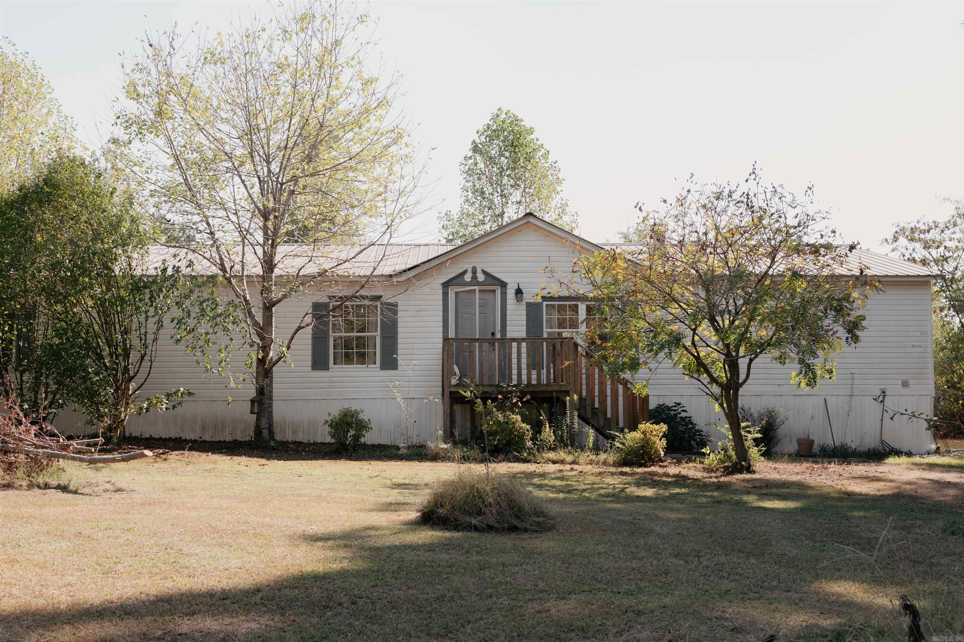 533 Sunset Circle Property Photo 1