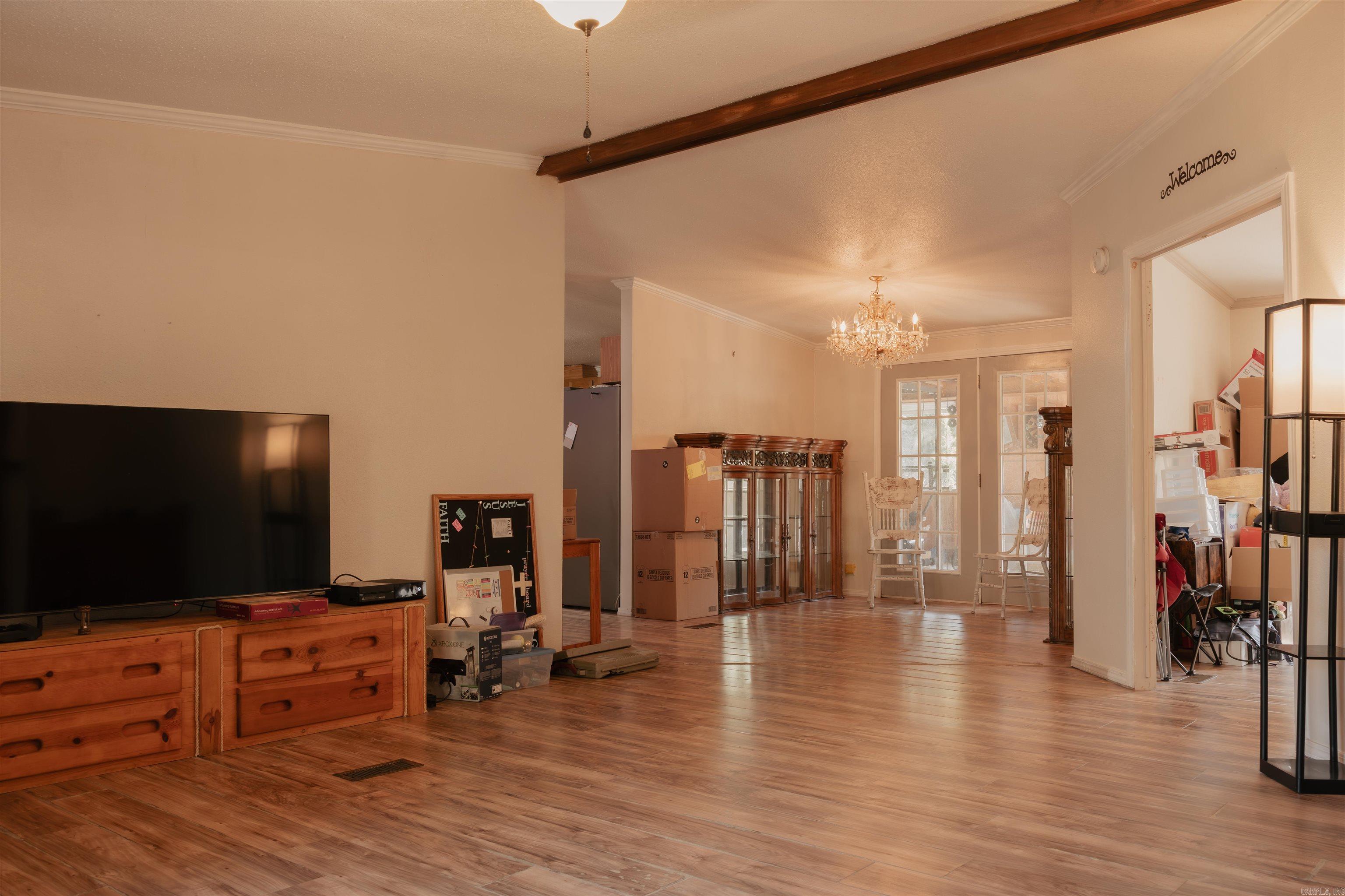533 Sunset Circle Property Photo 2
