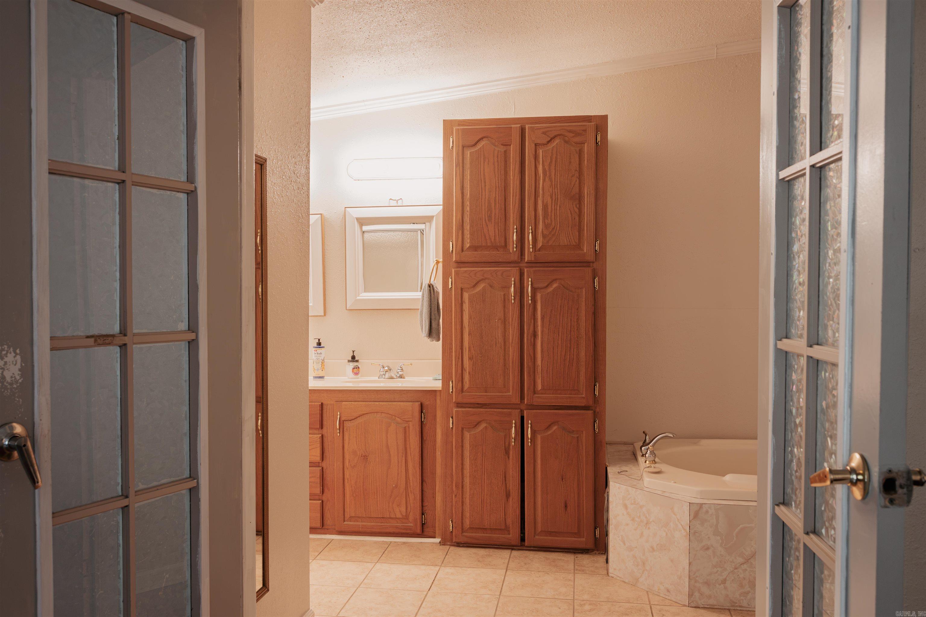 533 Sunset Circle Property Photo 8