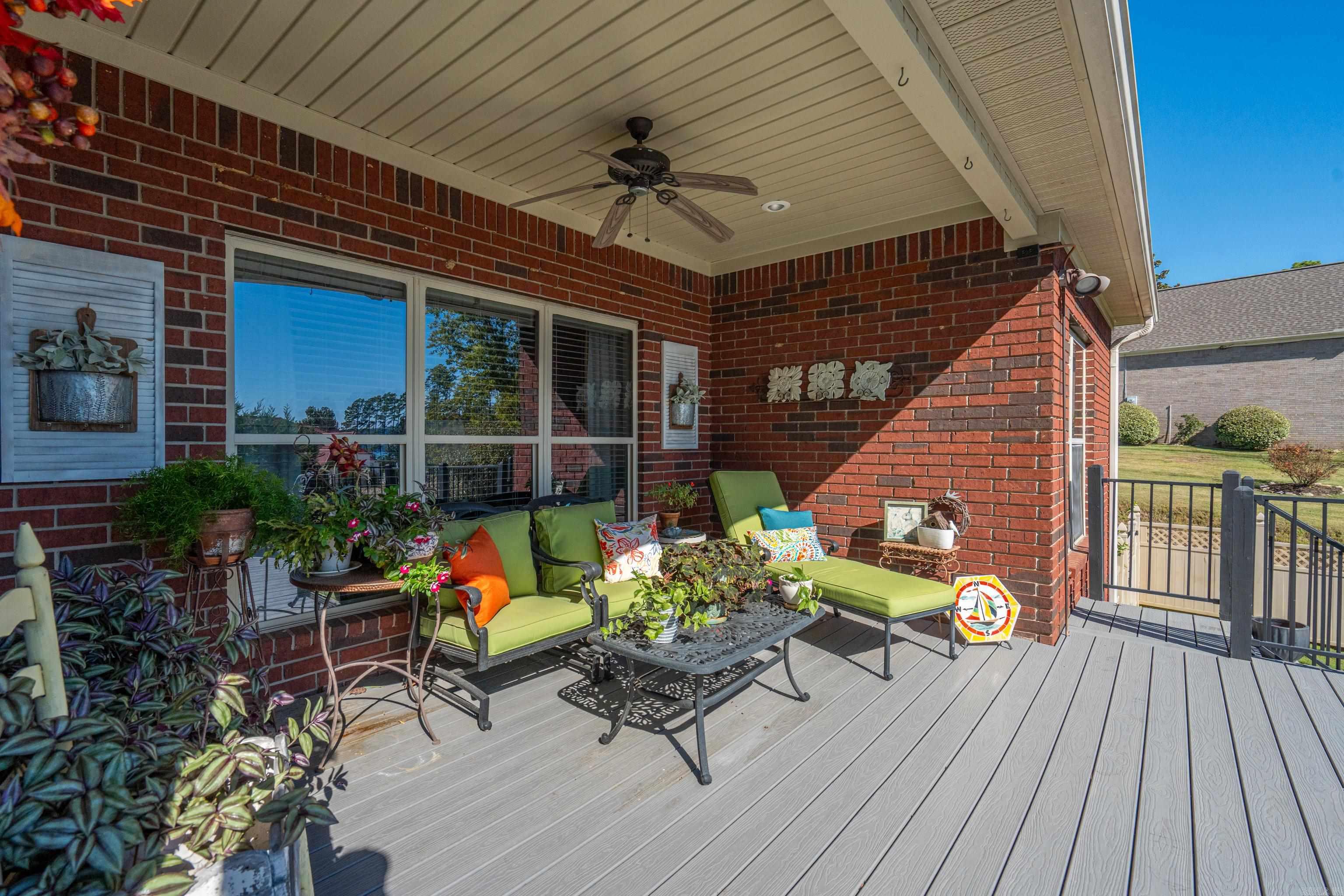 117 S Lakeland Point Property Photo 23