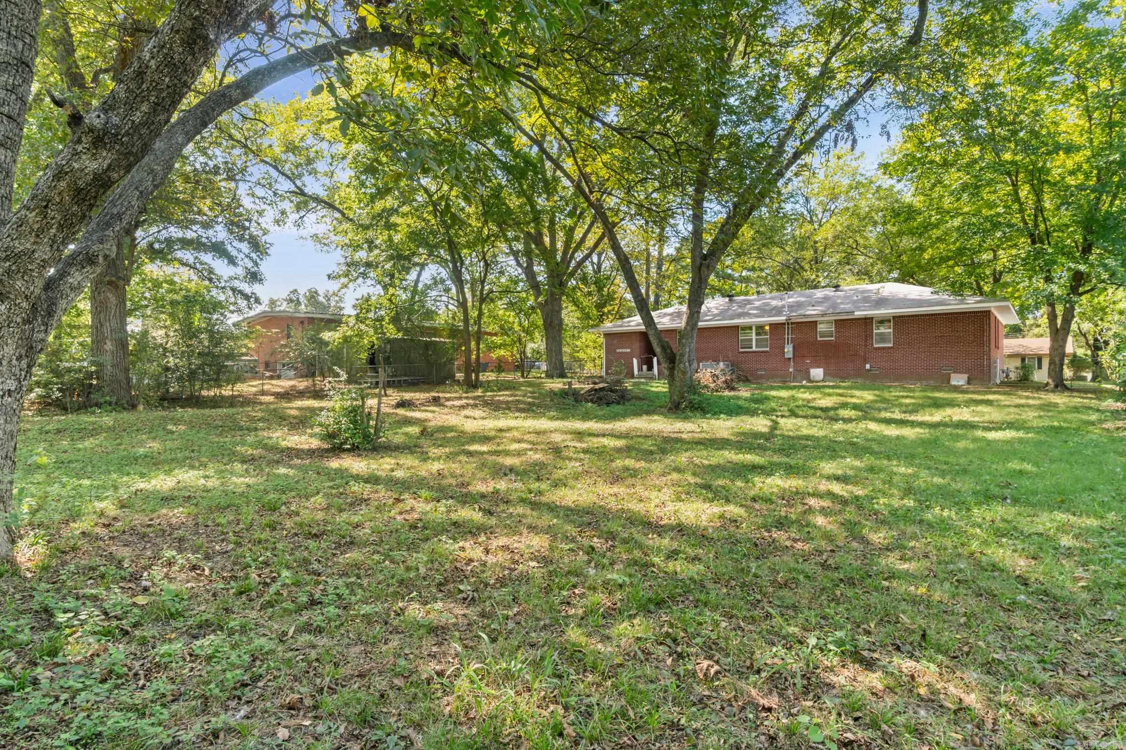 702 N. Spring St. Property Photo 24