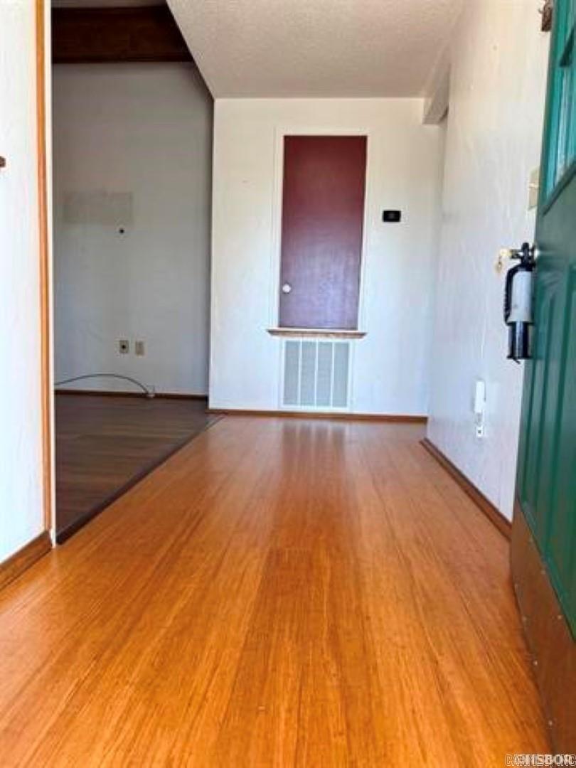 196 Fortress Lane Property Photo 4