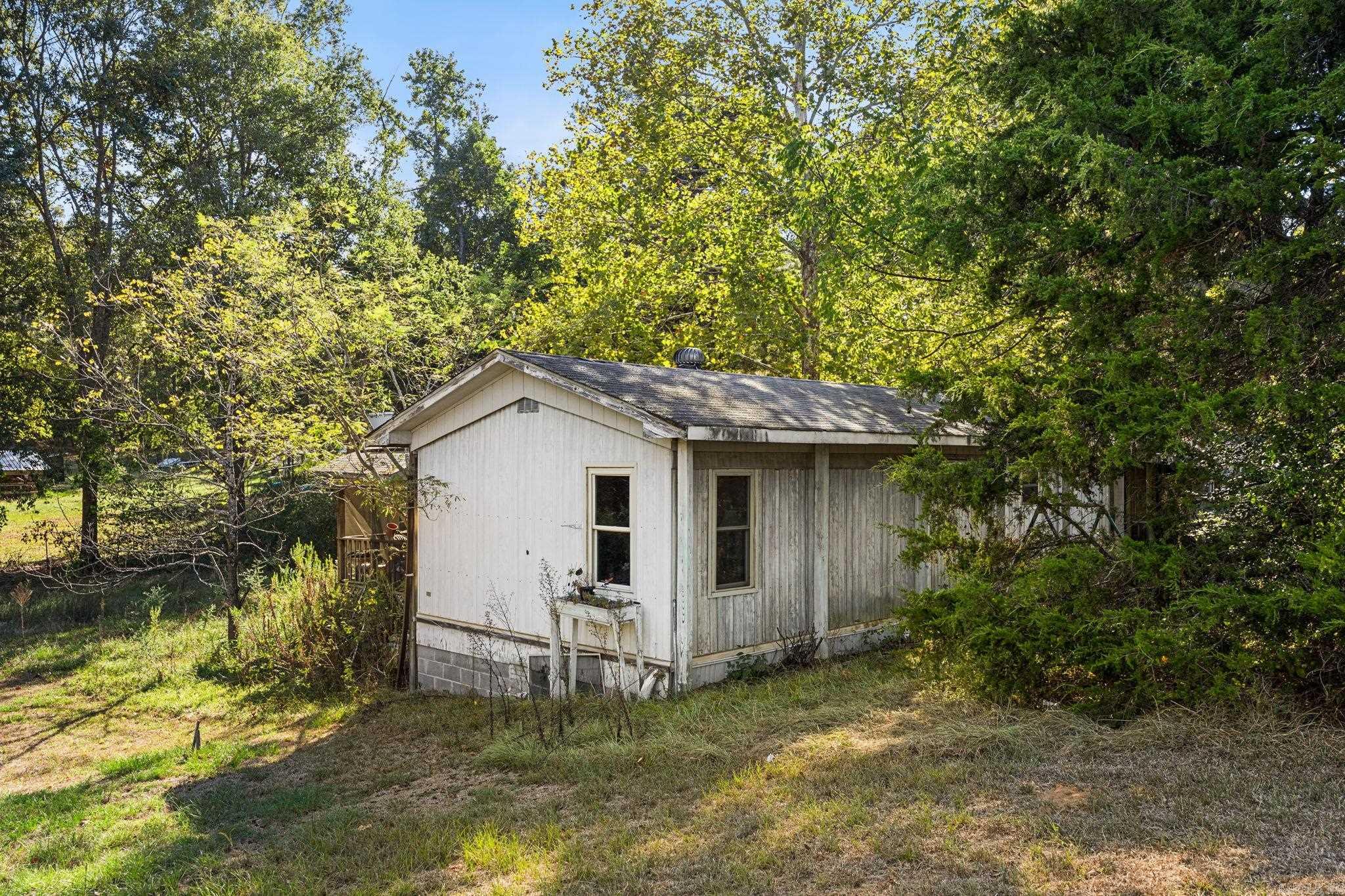 619 Brewer Road Property Photo 5