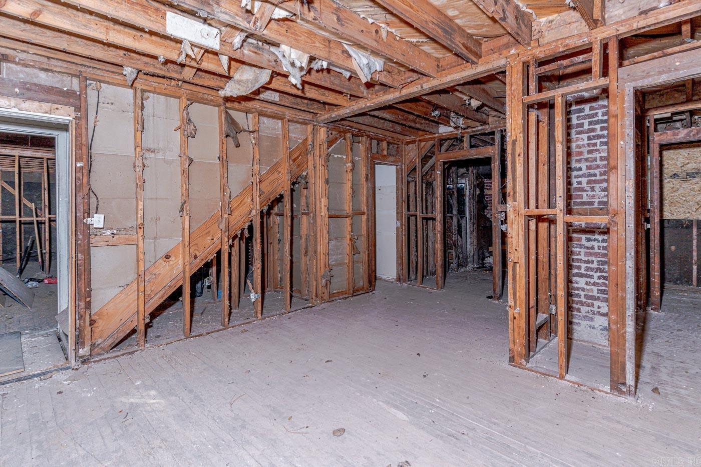 1304 E Broadway Street Property Photo 21