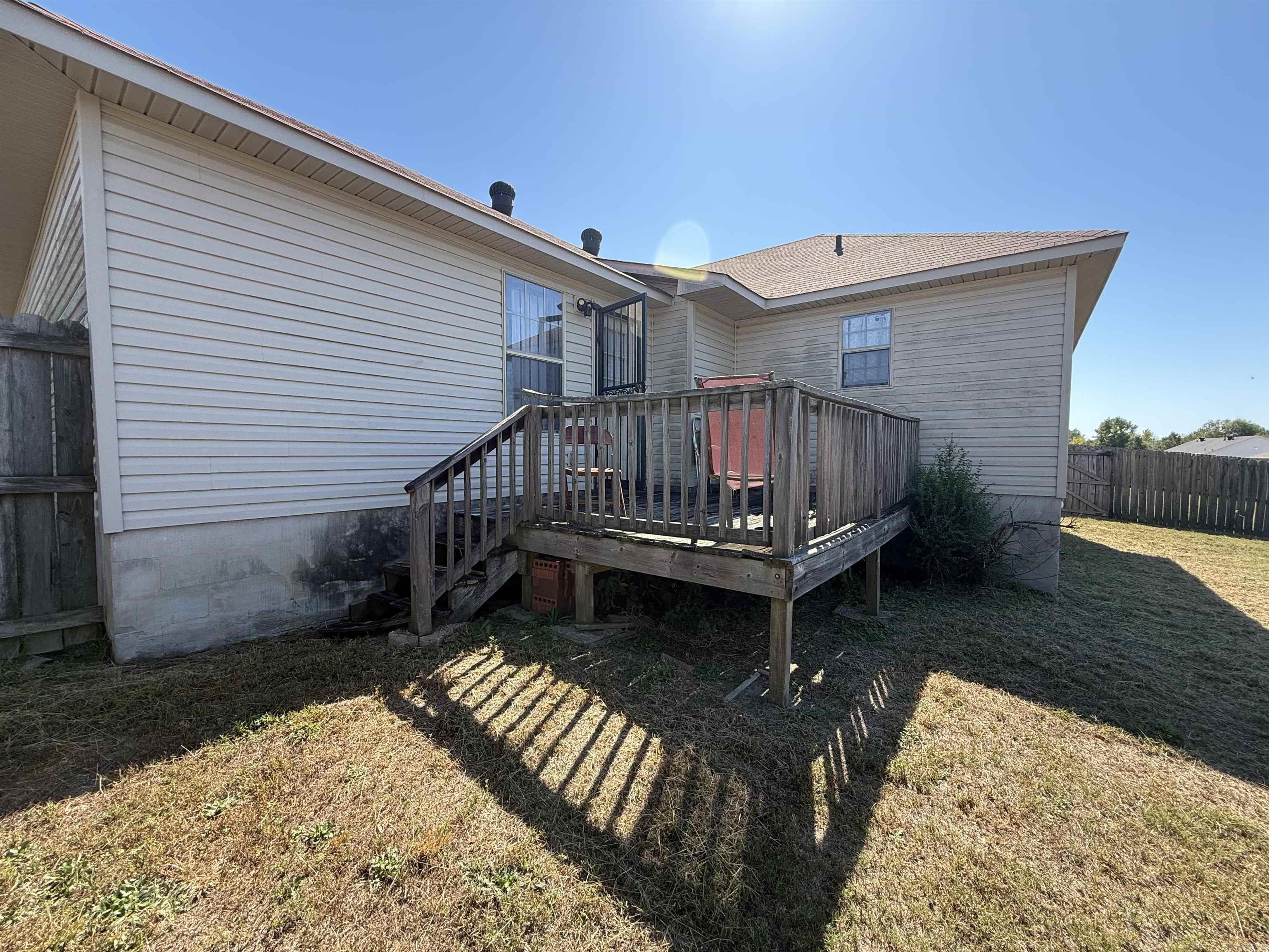 5404 Greenwood Acres Blvd Property Photo 3