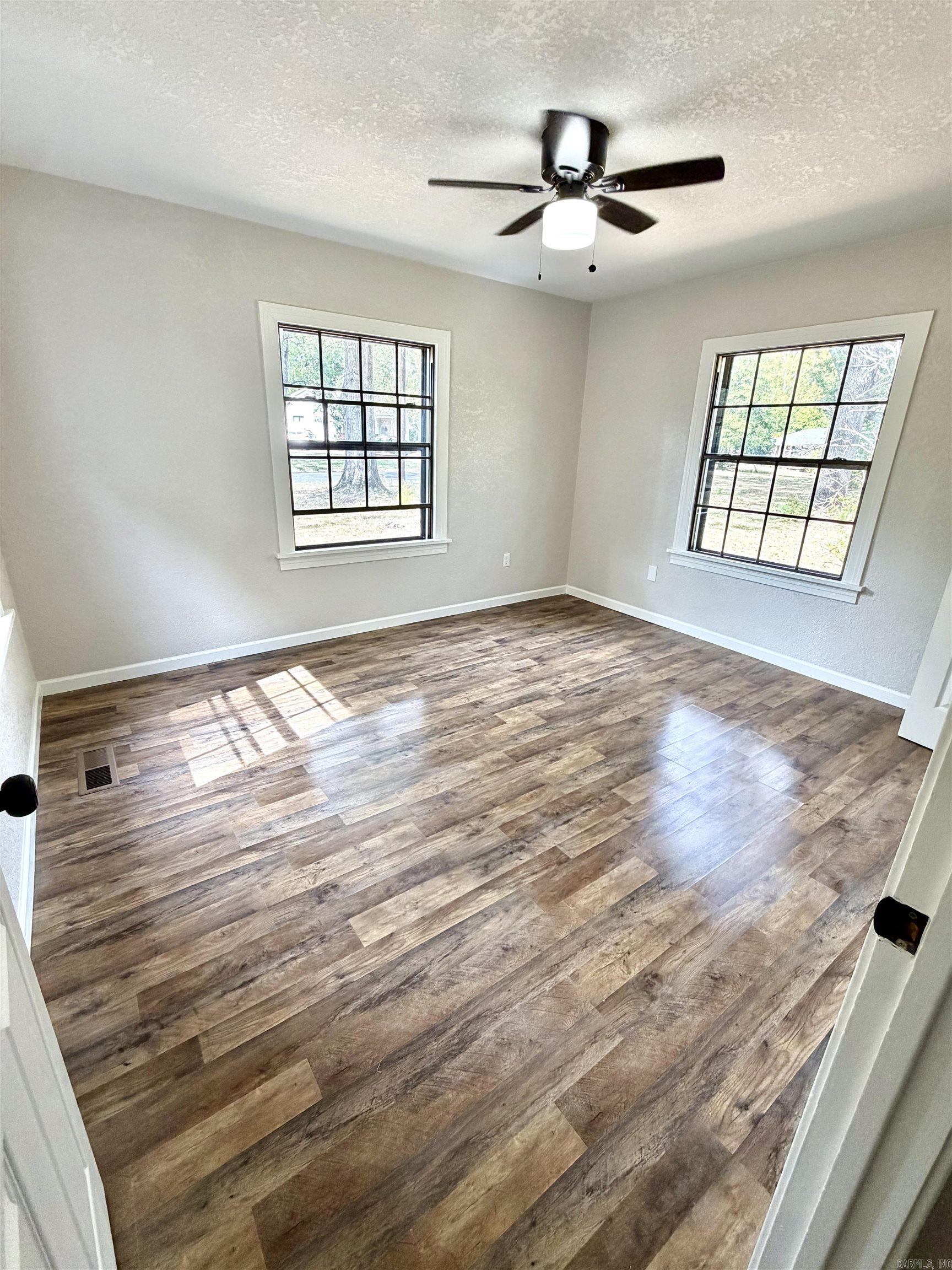 1227 Cleveland Street Property Photo 2