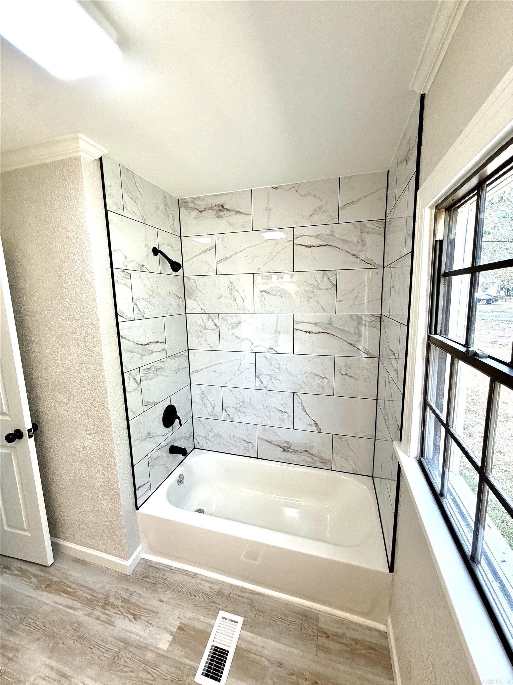 1227 Cleveland Street Property Photo 4