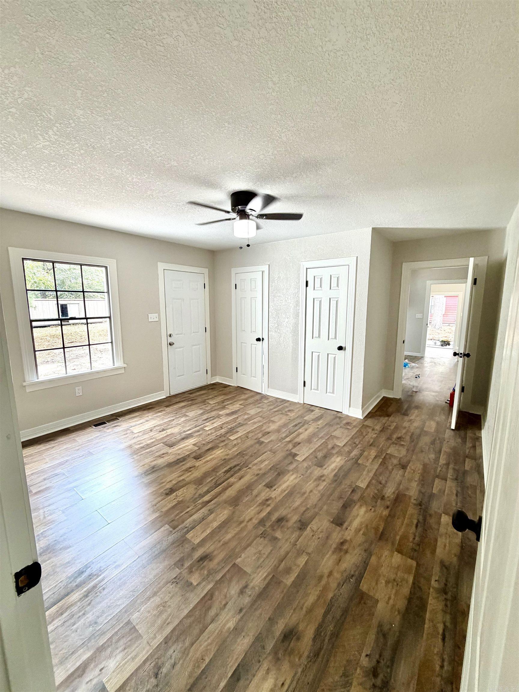 1227 Cleveland Street Property Photo 13