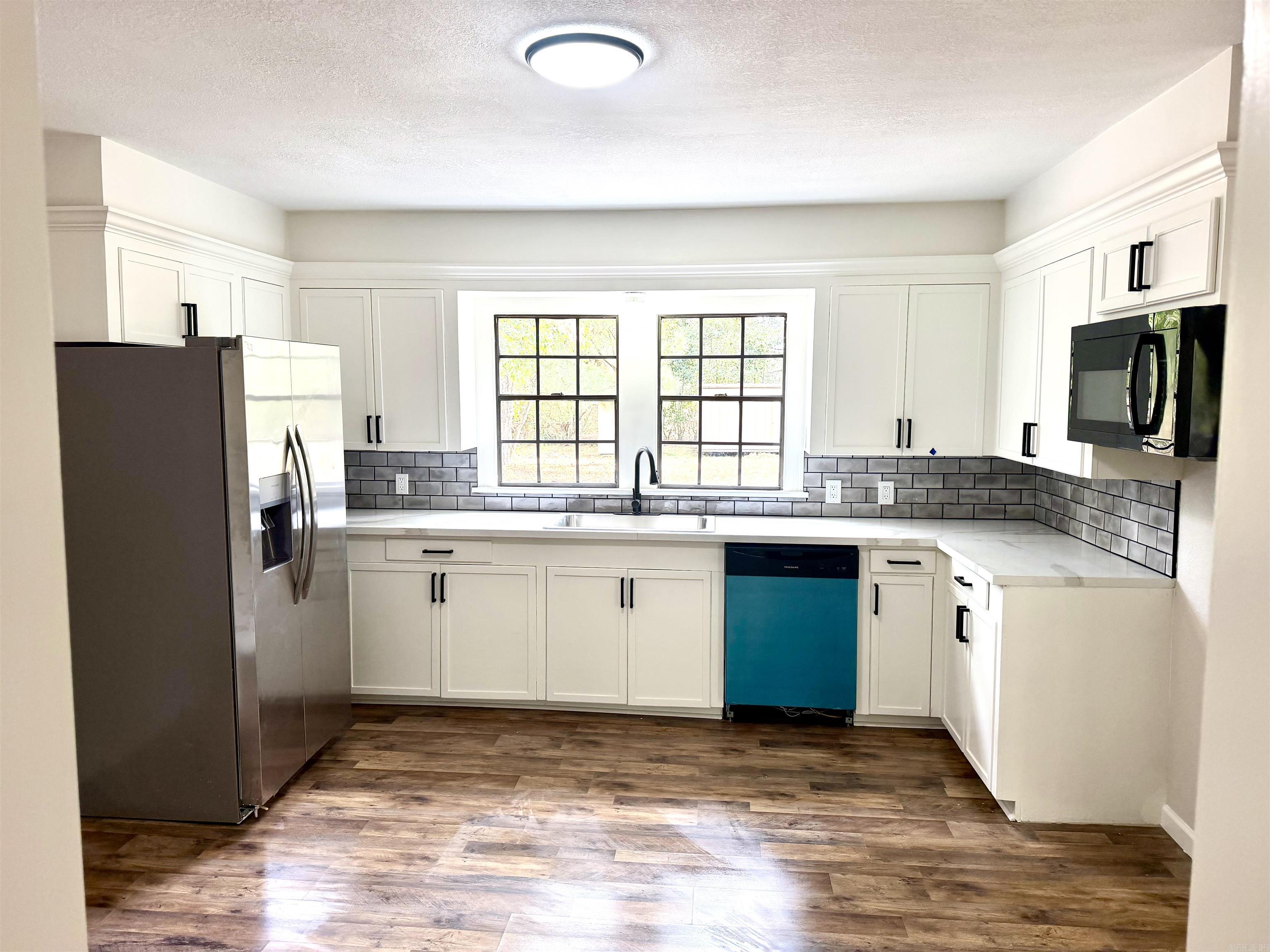 1227 Cleveland Street Property Photo 18