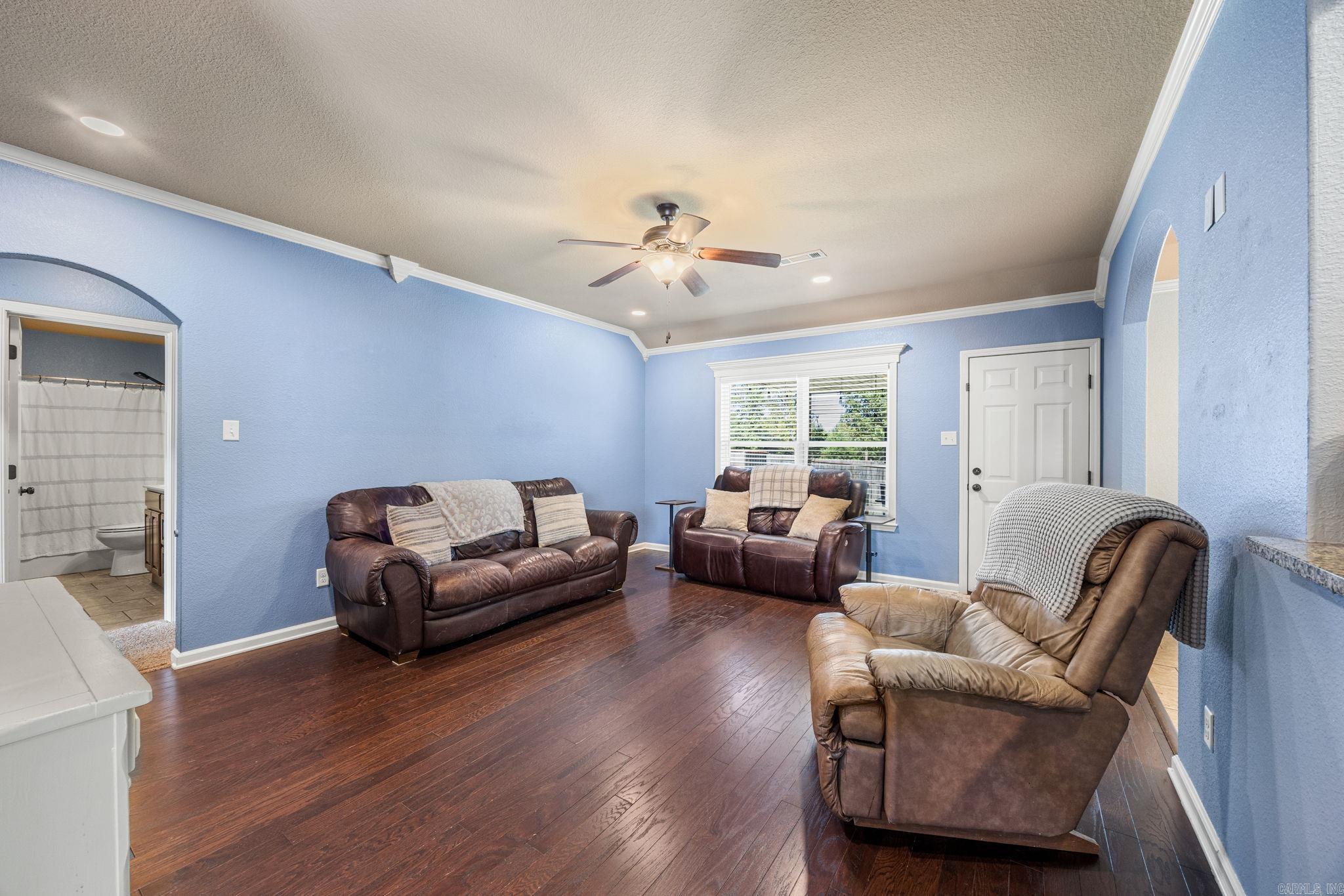 115 Earnhardt Circle Property Photo 8
