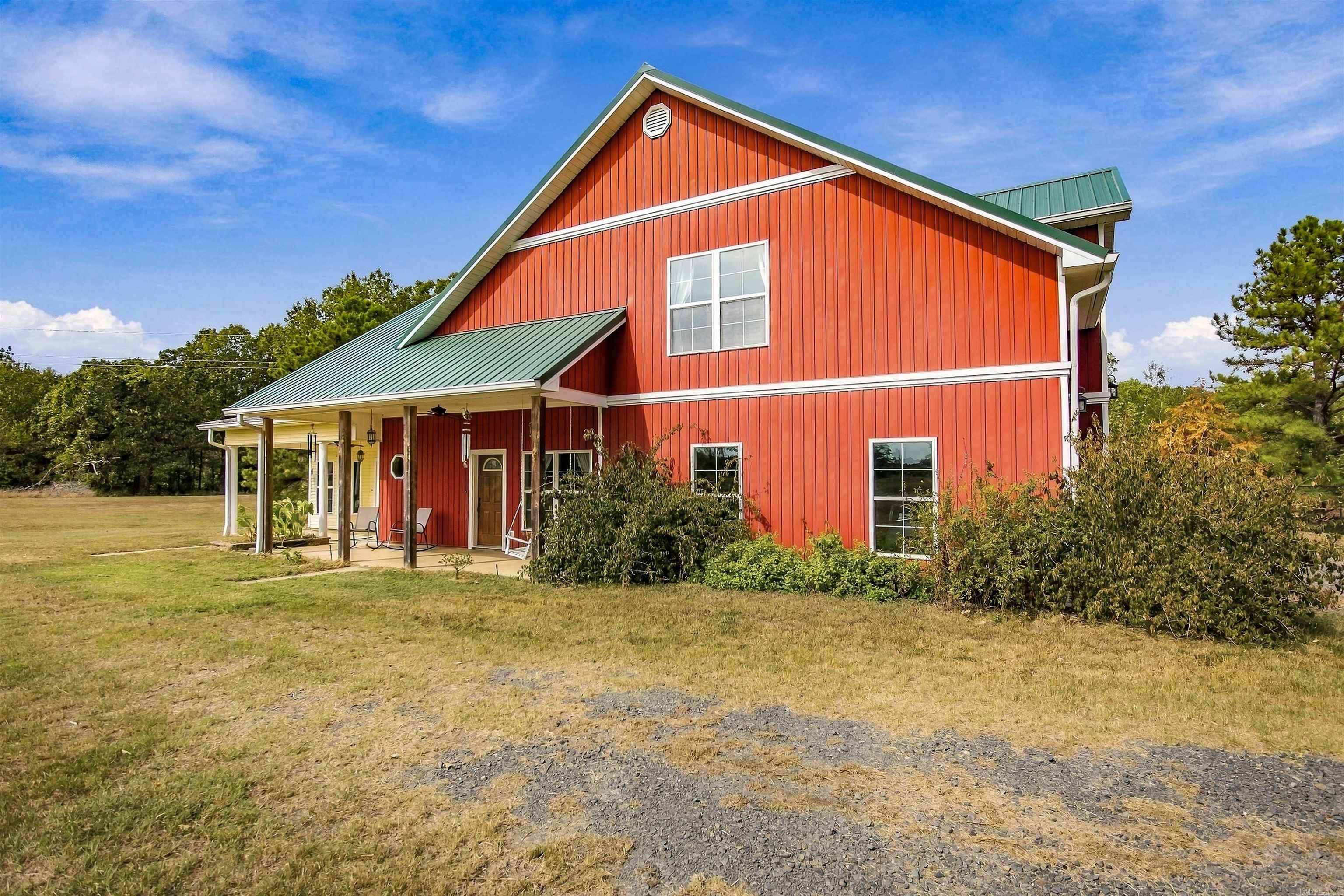 19 Serenity Lane Property Photo 3