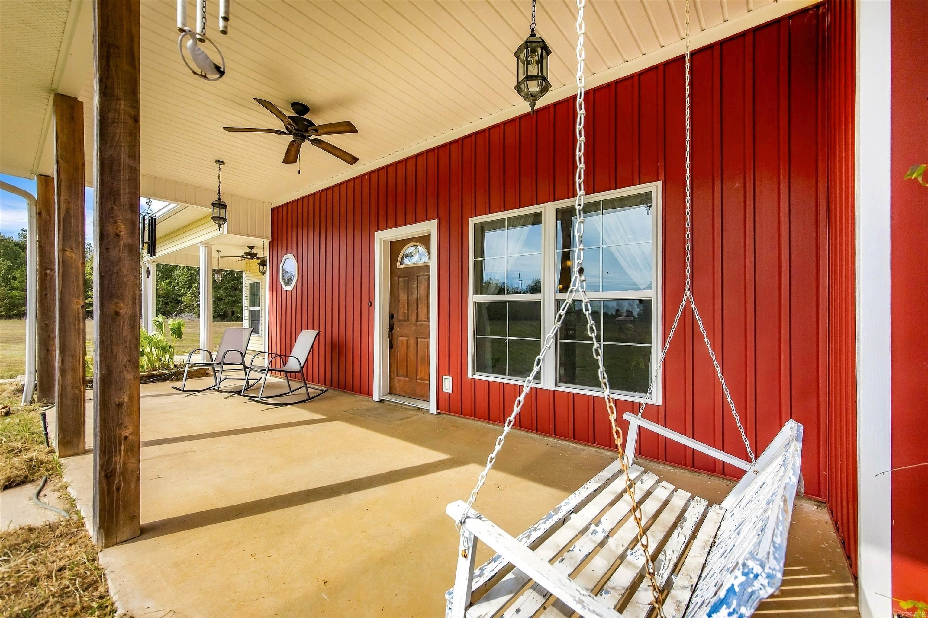 19 Serenity Lane Property Photo 5