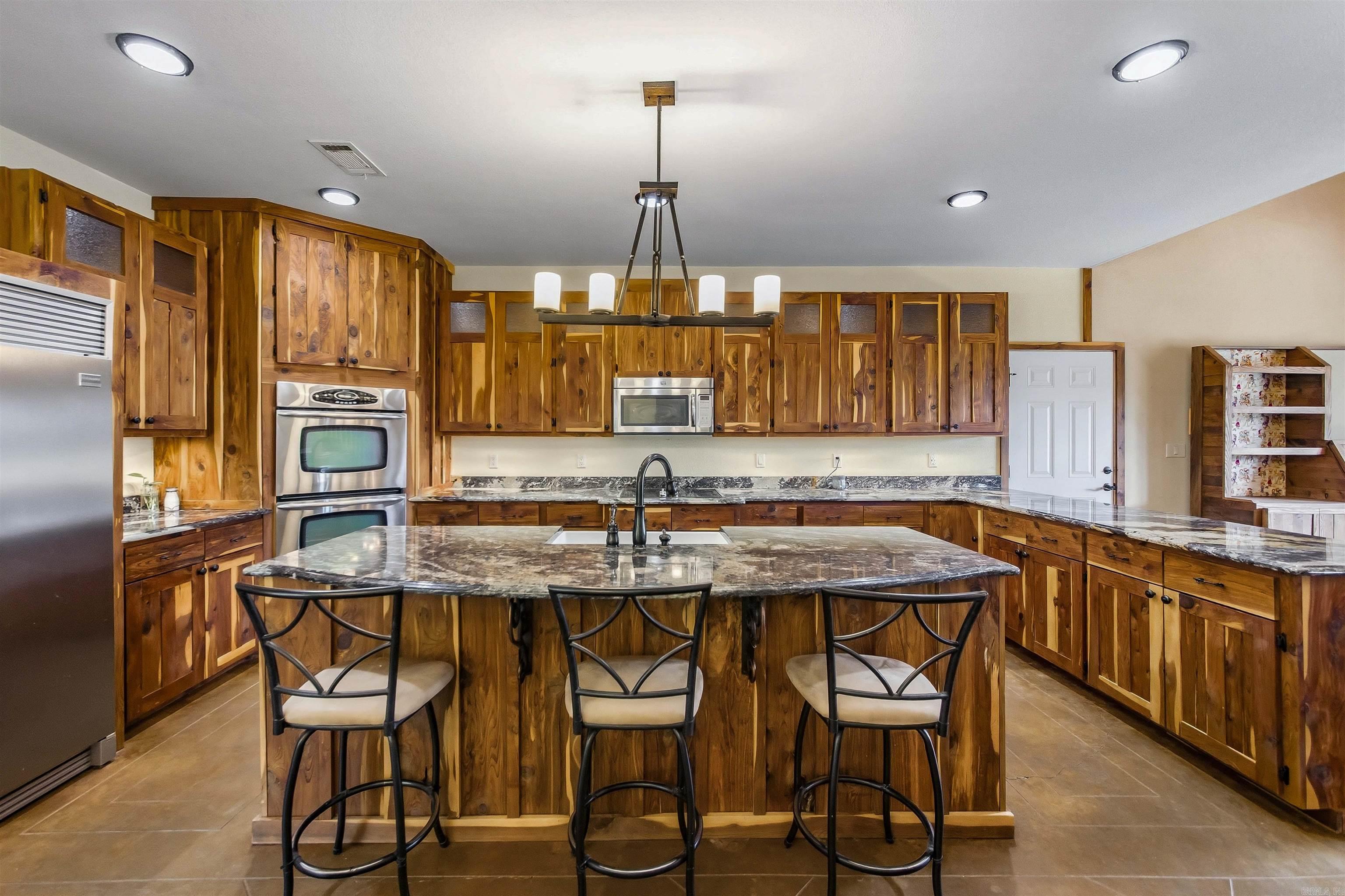 19 Serenity Lane Property Photo 11