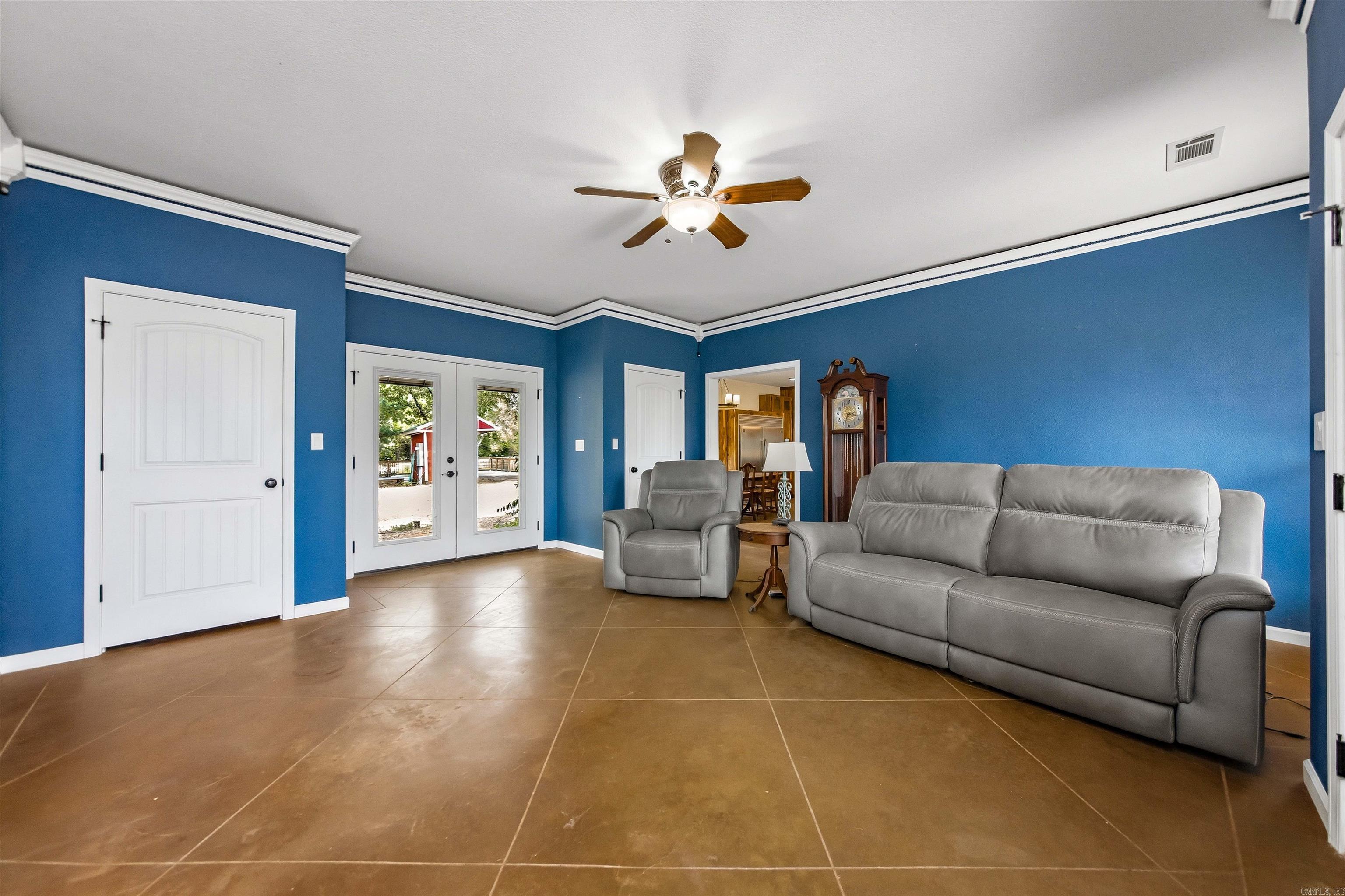 19 Serenity Lane Property Photo 14