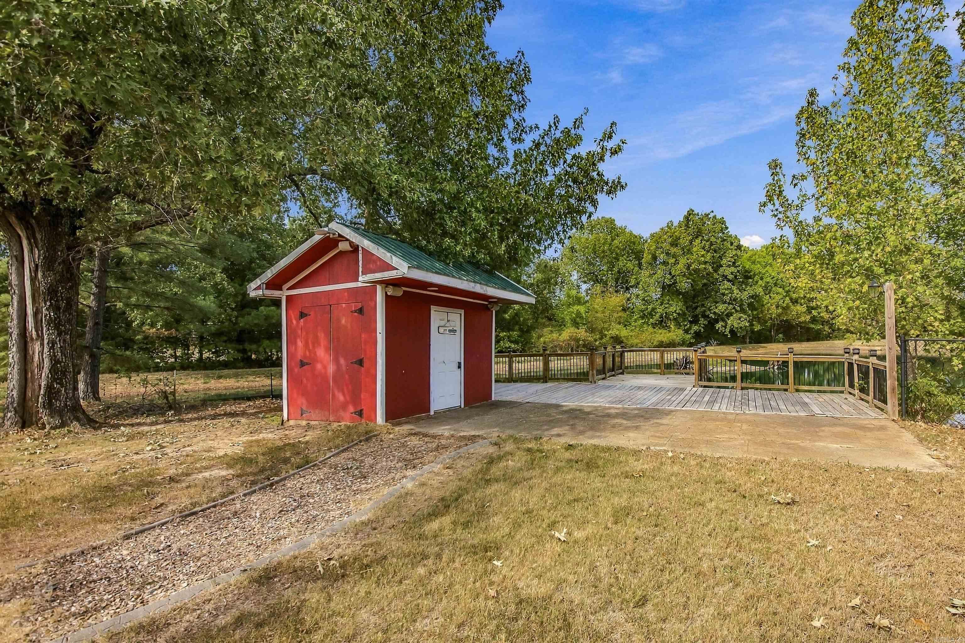 19 Serenity Lane Property Photo 29