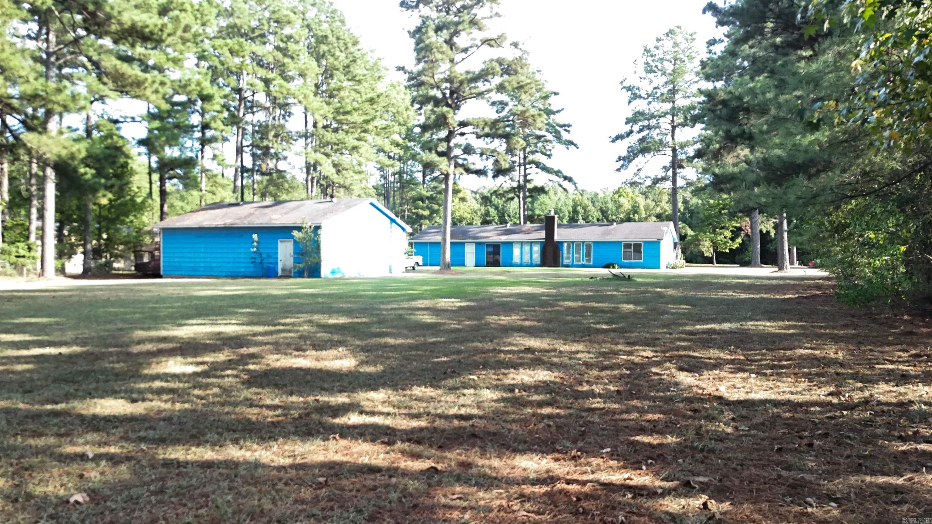201 Sherry Lane Property Photo 3