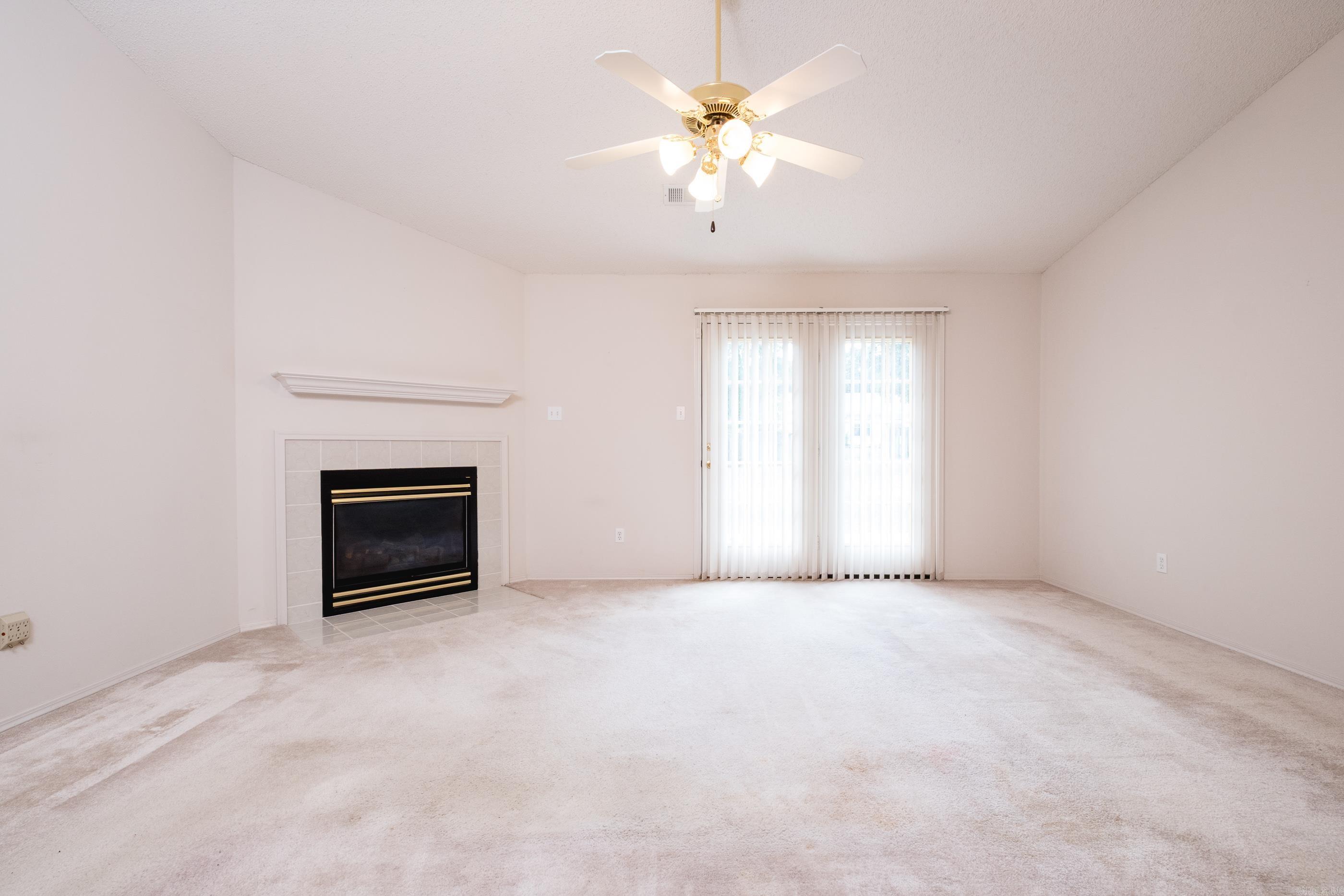 3415 Congressional Cove Property Photo 4