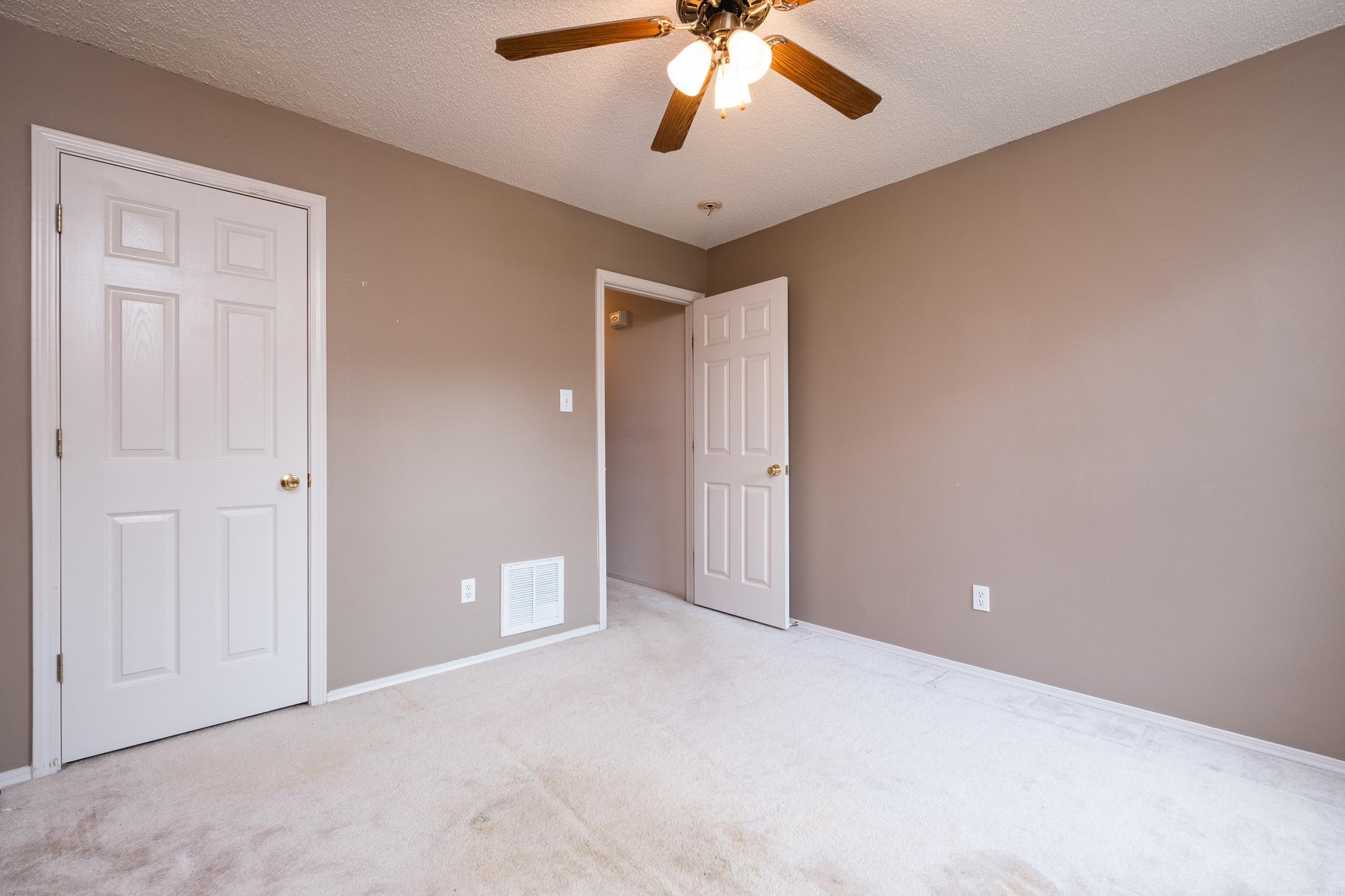 3415 Congressional Cove Property Photo 26