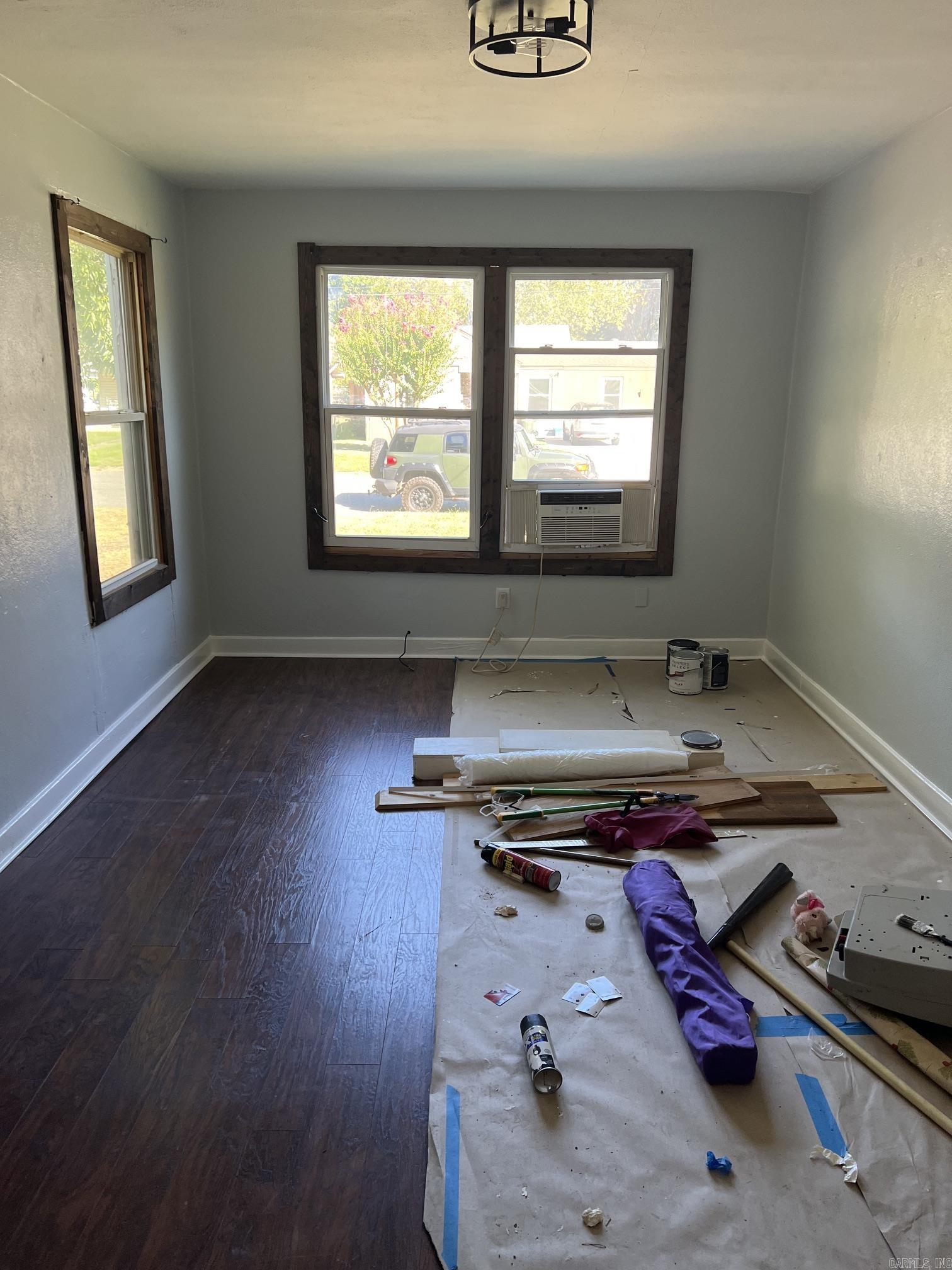 1123 North Ash Property Photo 2