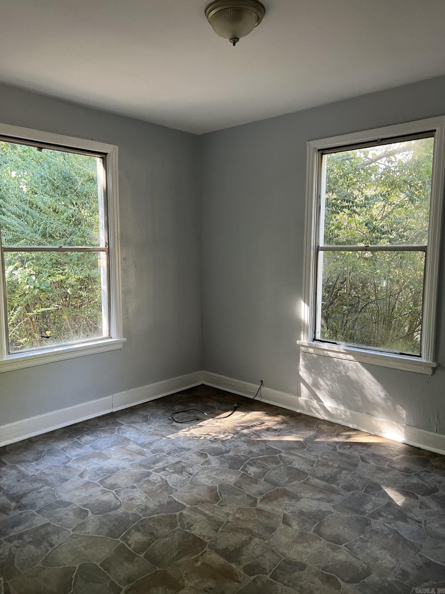 1123 North Ash Property Photo 6