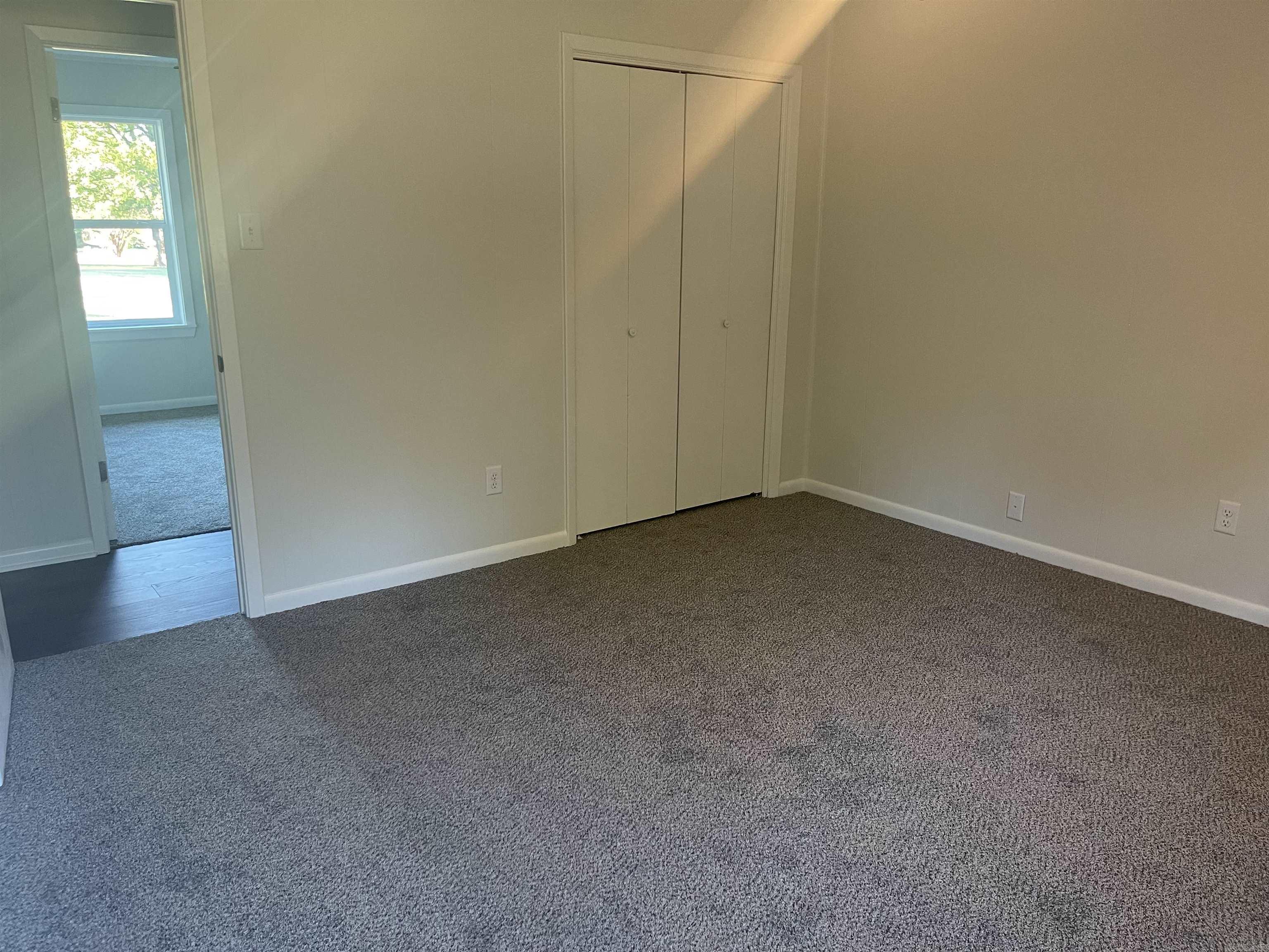 8904 Stonehedge Trail Property Photo 14