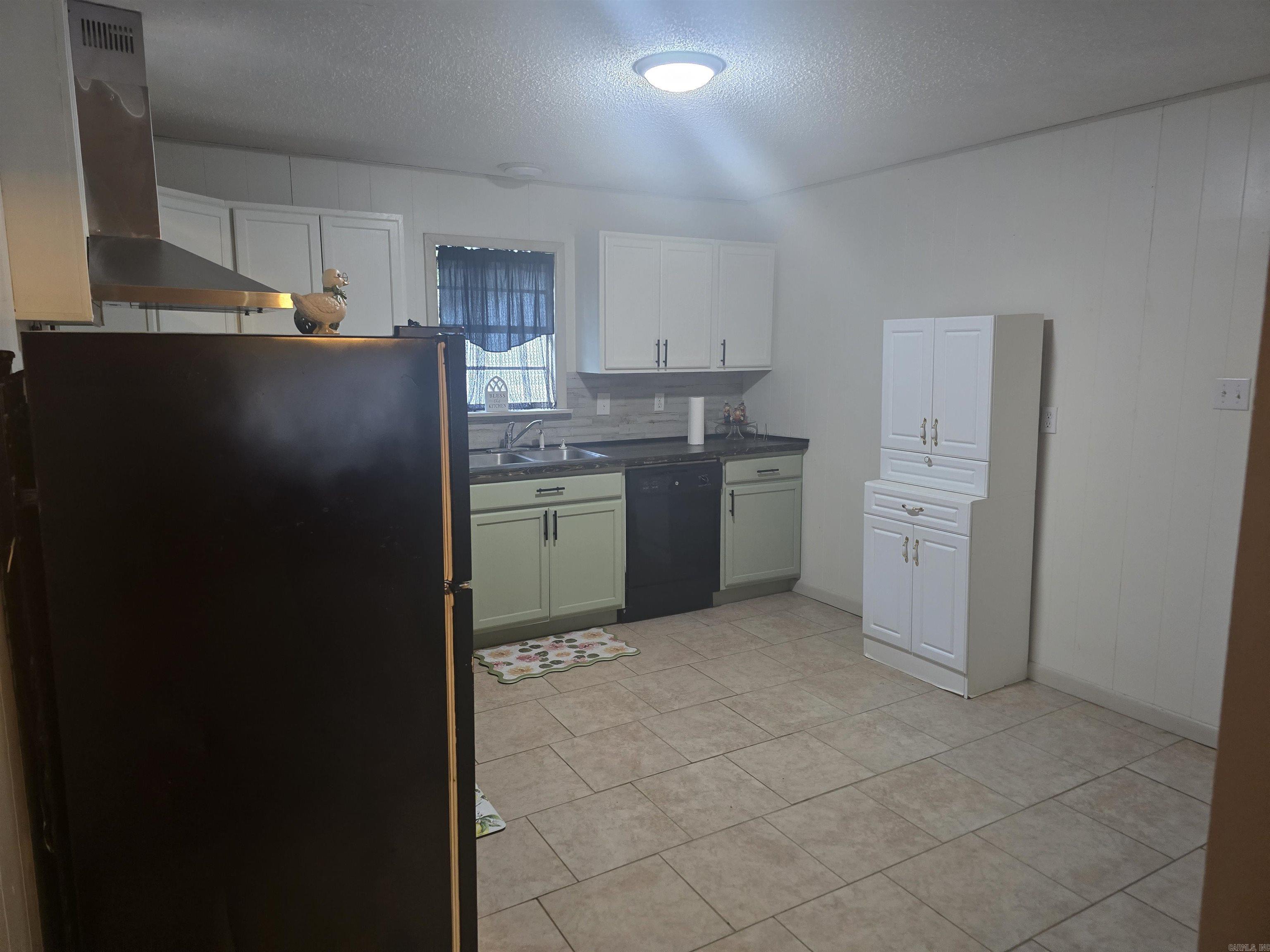 306 E Mississippi Street Property Photo 4