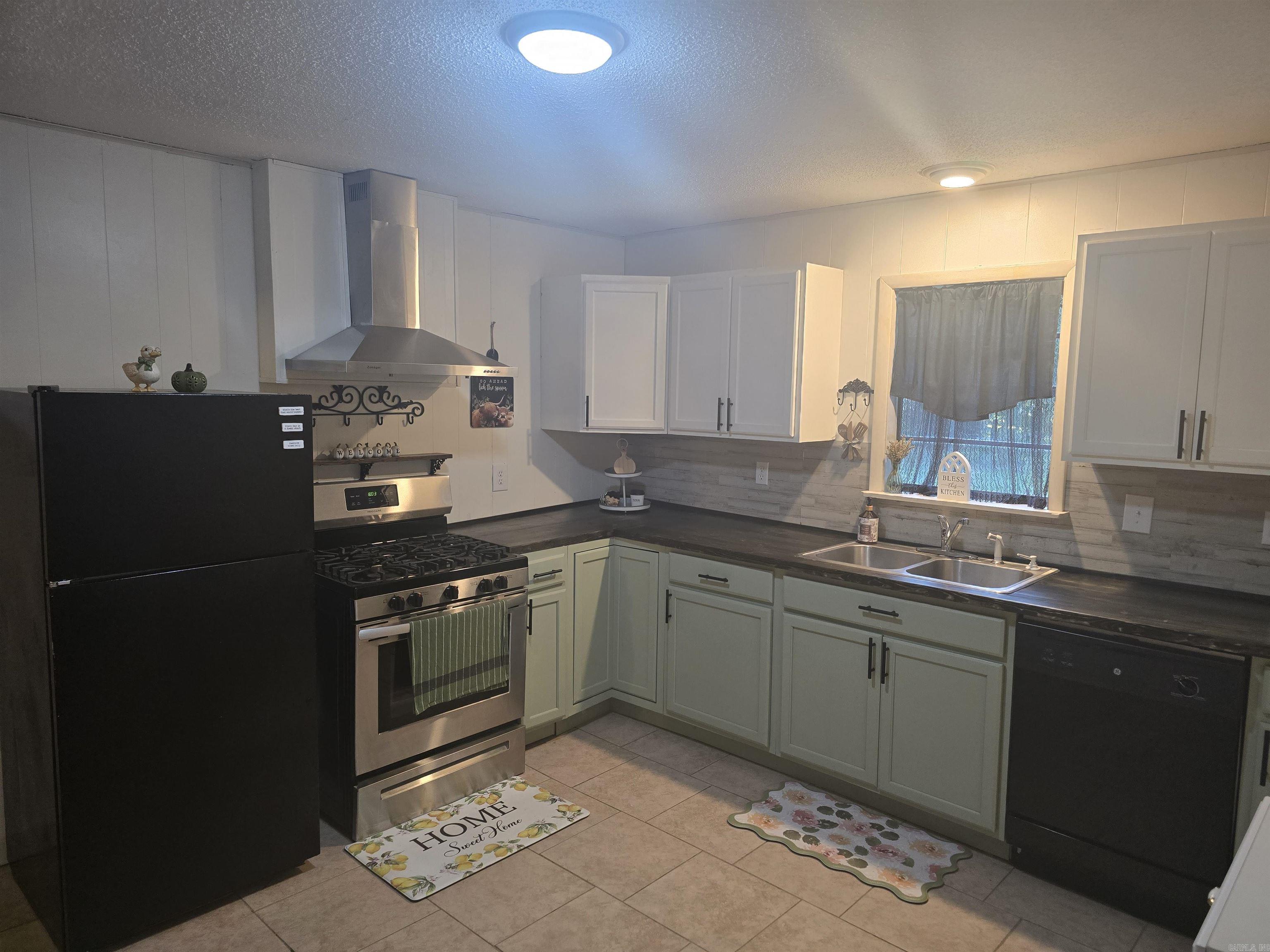 306 E Mississippi Street Property Photo 6