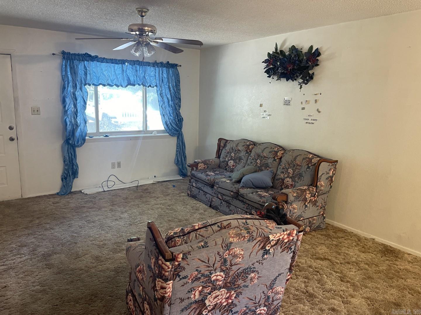 1524 Meadowbrook Property Photo 3