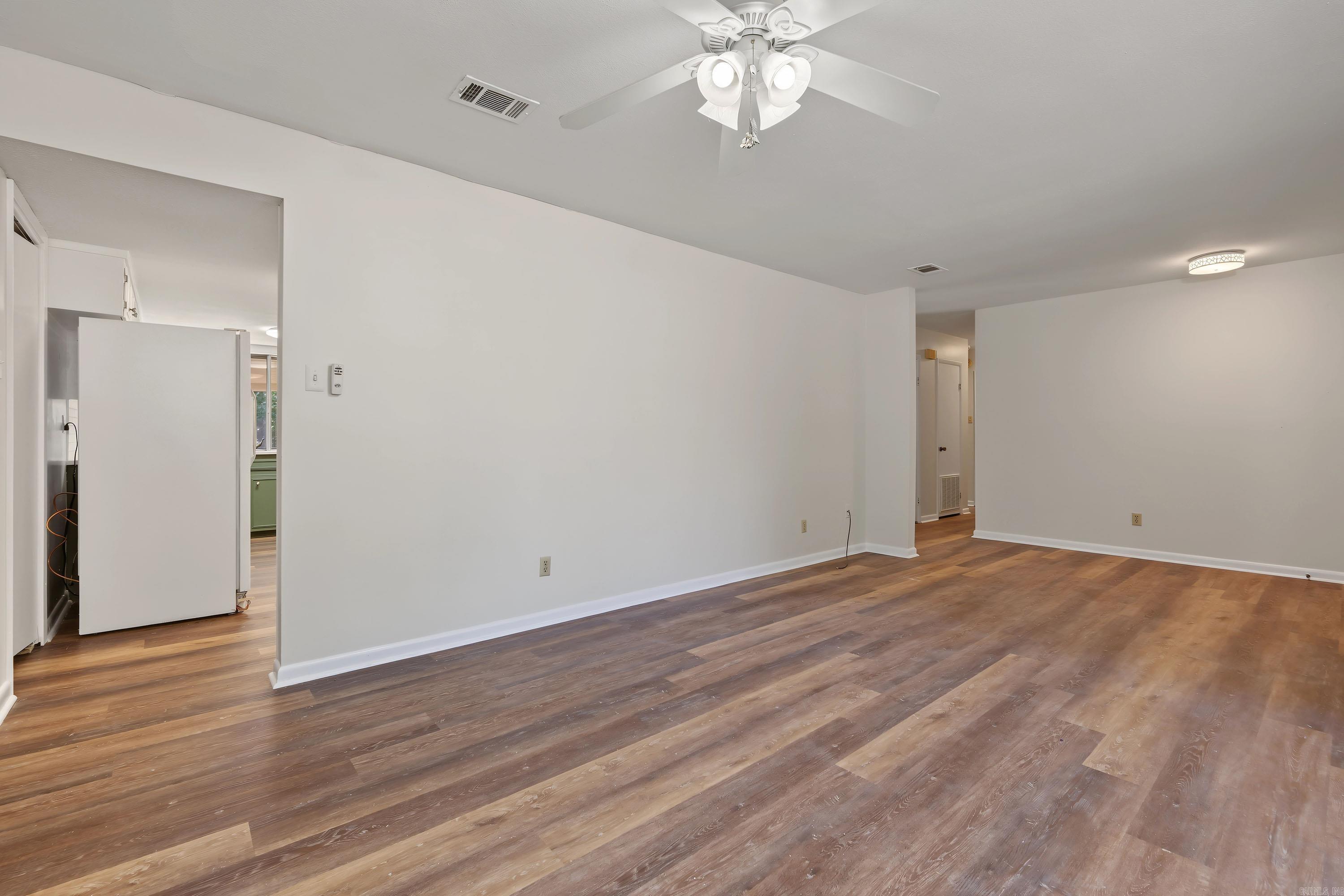 8609 Northgate Drive Property Photo 7