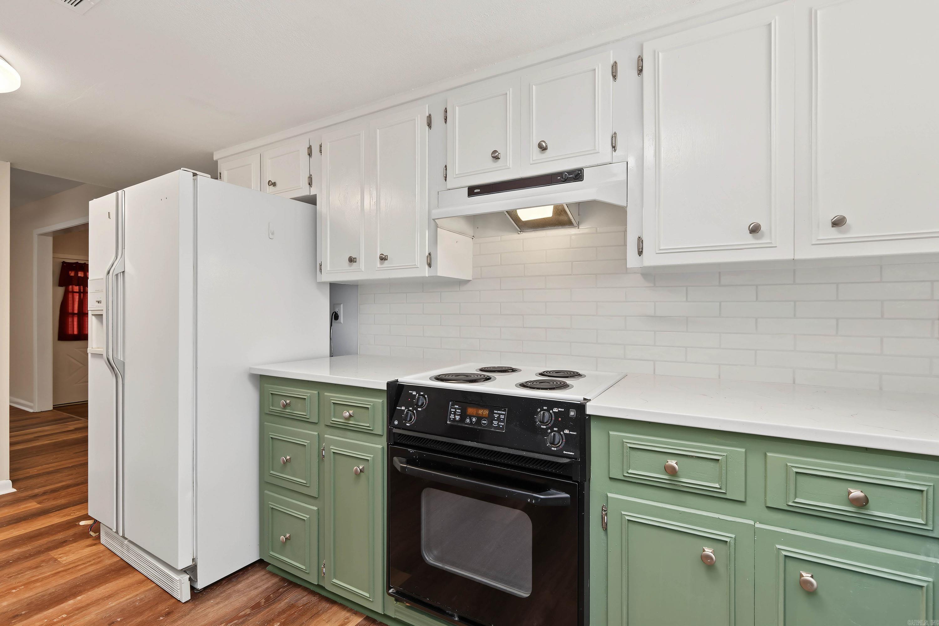 8609 Northgate Drive Property Photo 14