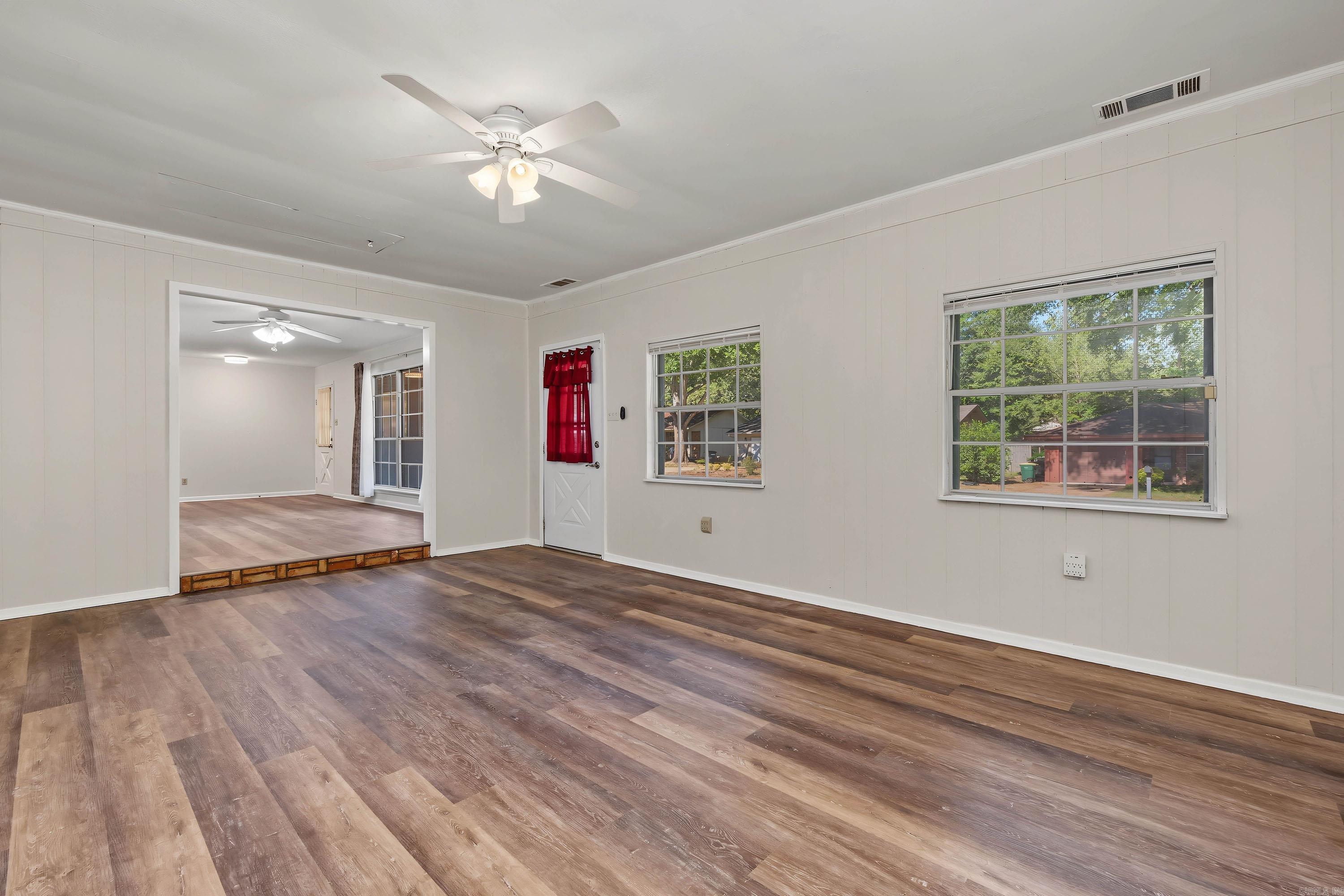 8609 Northgate Drive Property Photo 17