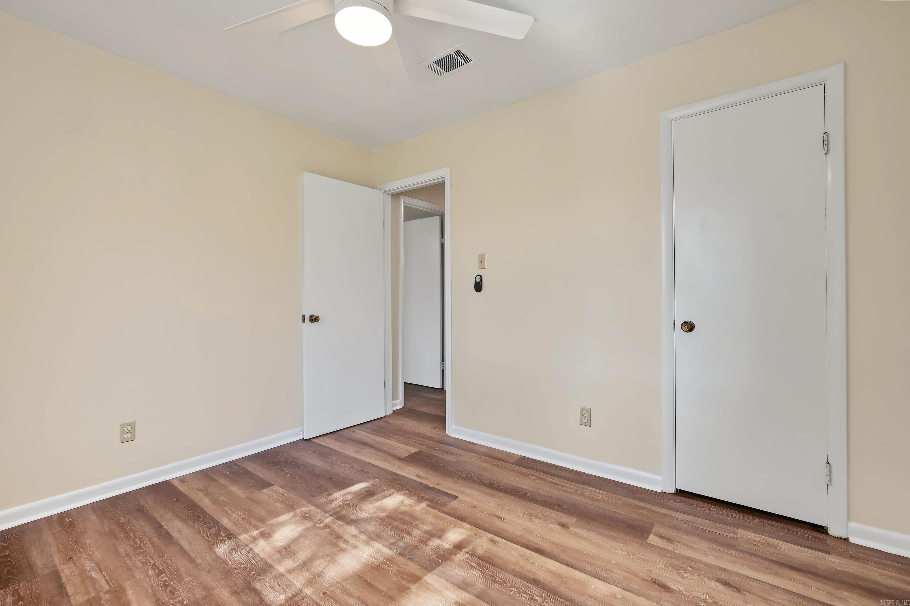 8609 Northgate Drive Property Photo 25